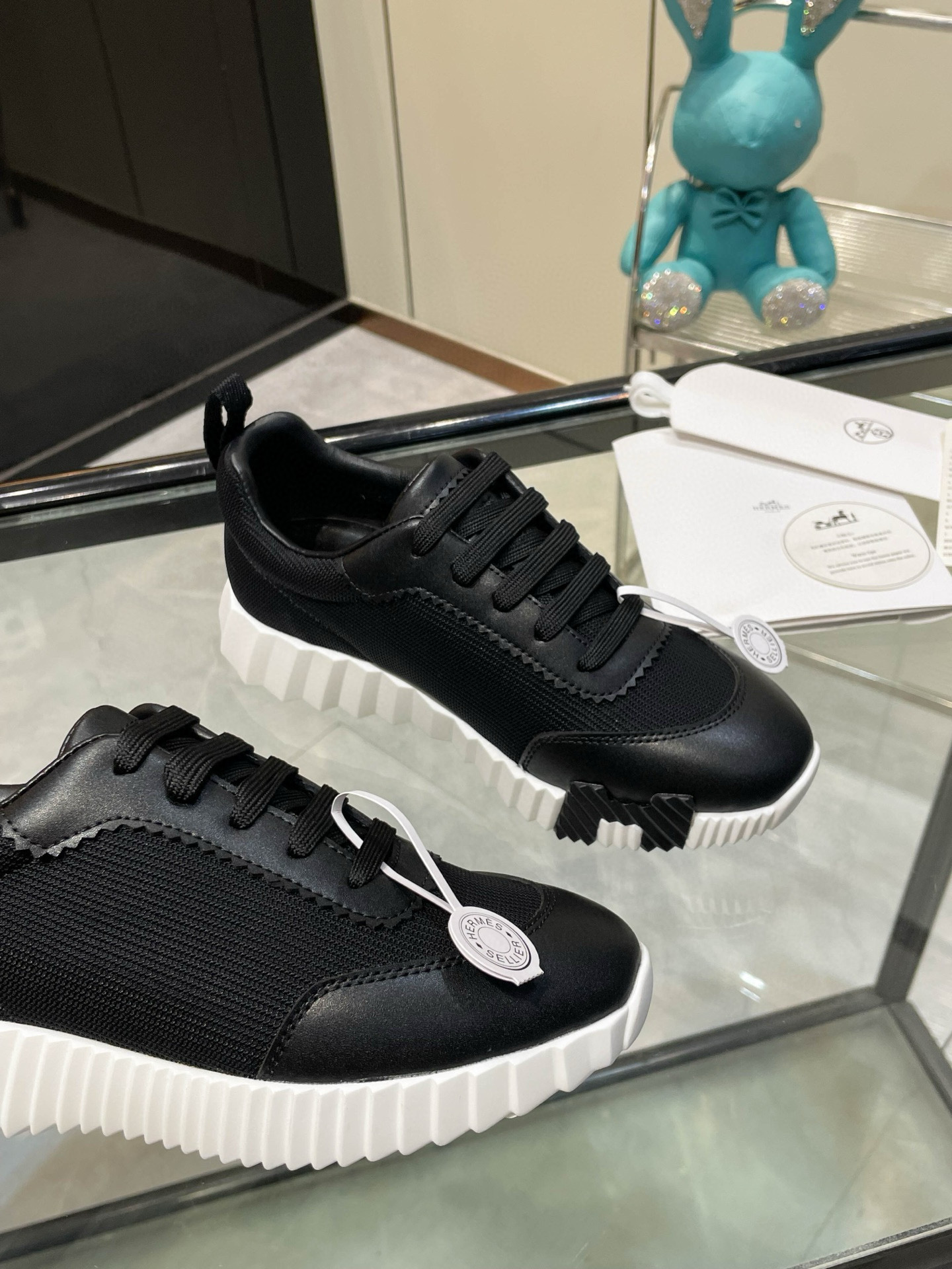 HERMES 에르메스 바운싱 핑크 스니커즈 4