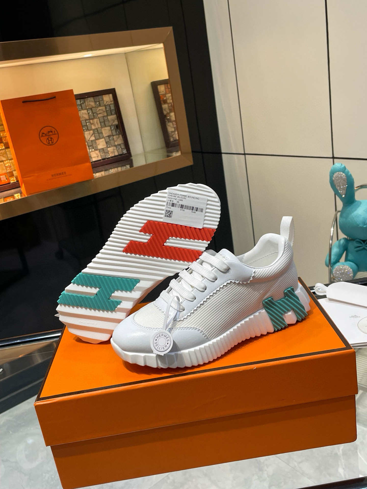 HERMES 에르메스 바운싱 핑크 스니커즈 1