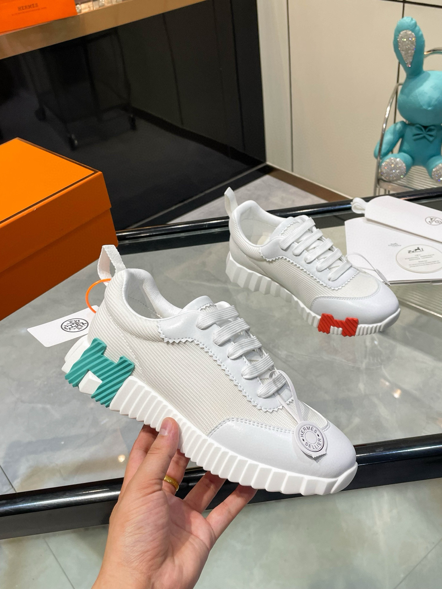 HERMES 에르메스 바운싱 핑크 스니커즈 2