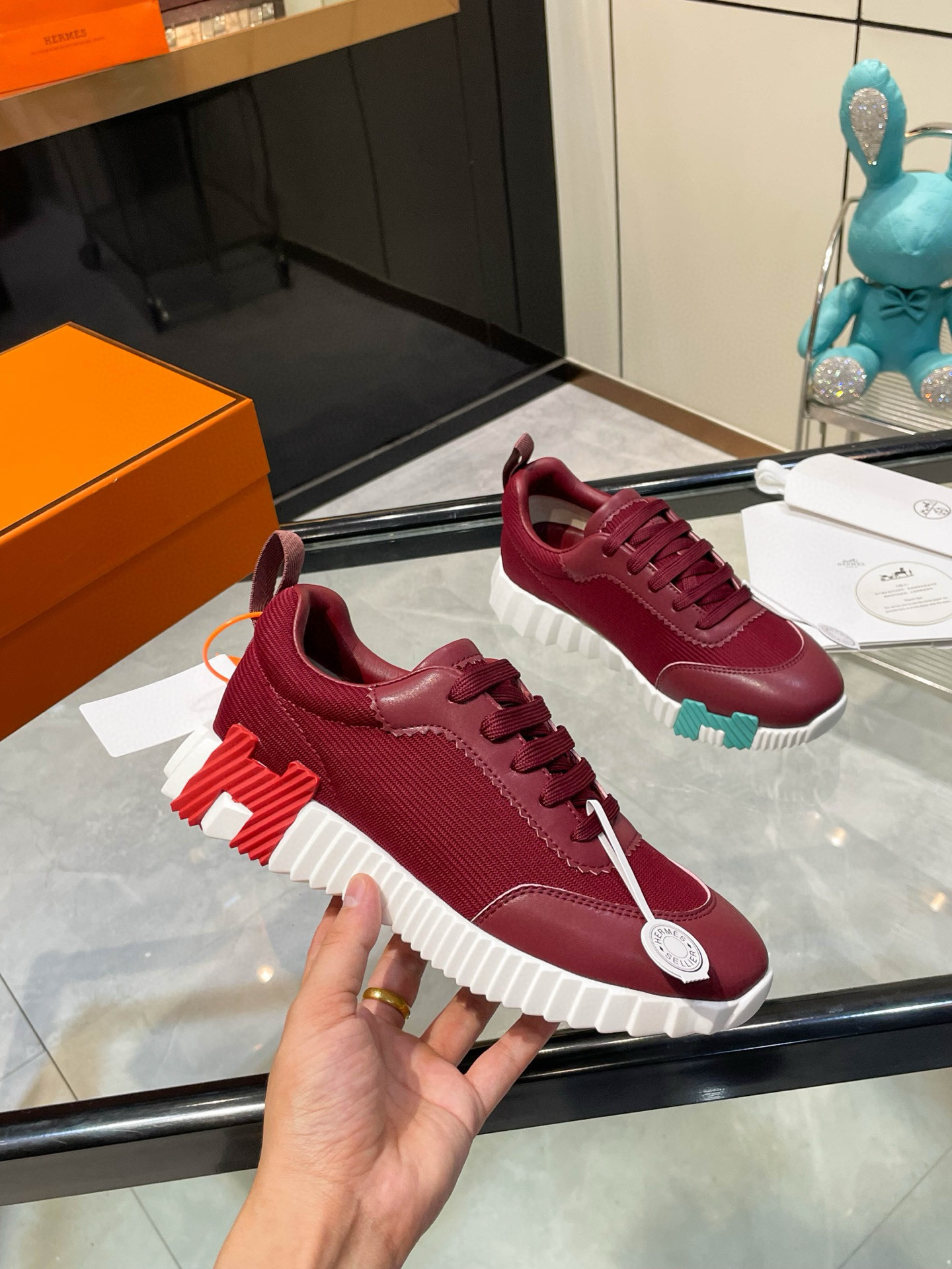 HERMES 에르메스 바운싱 핑크 스니커즈 2