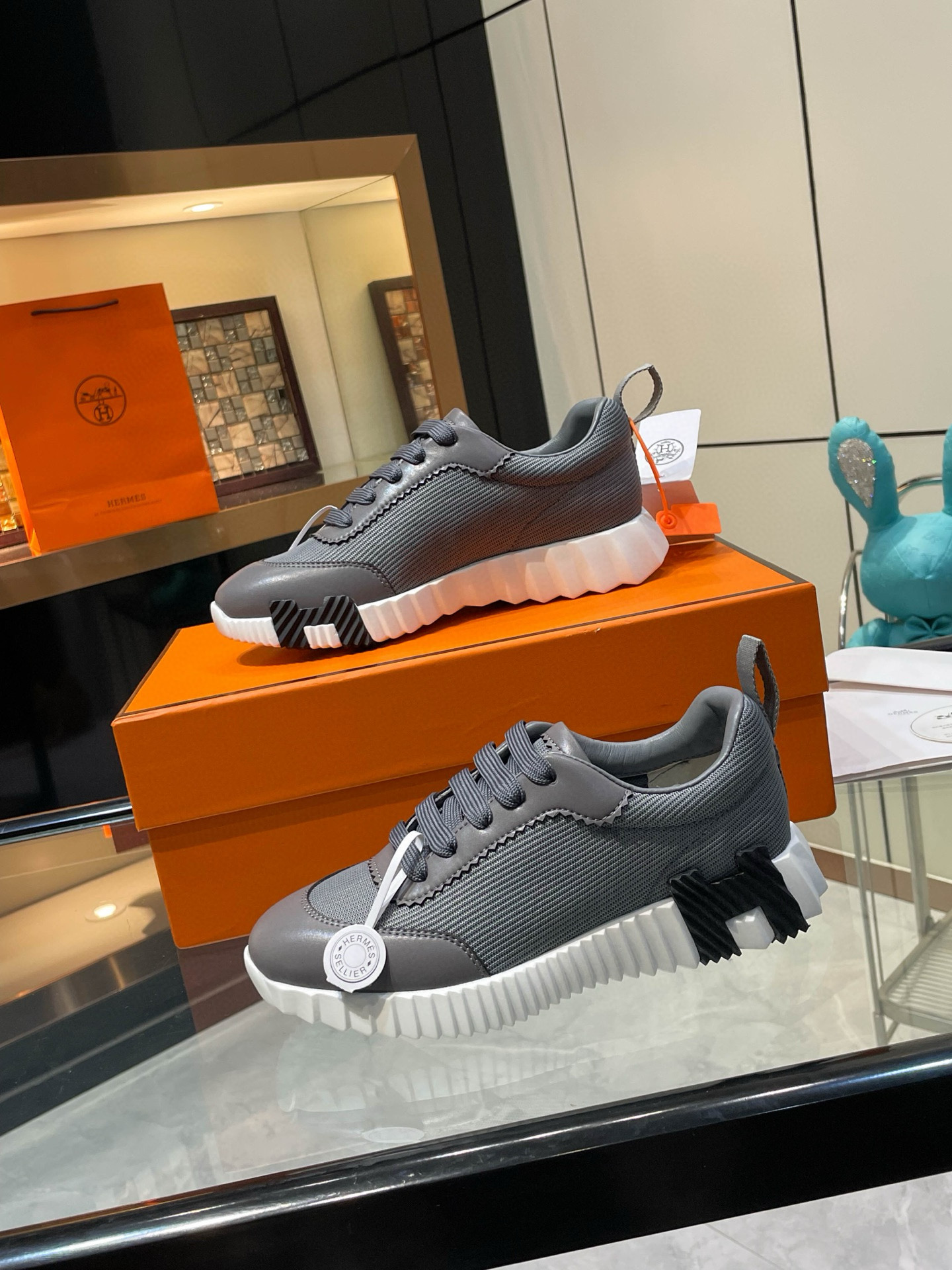 HERMES 에르메스 바운싱 핑크 스니커즈 5