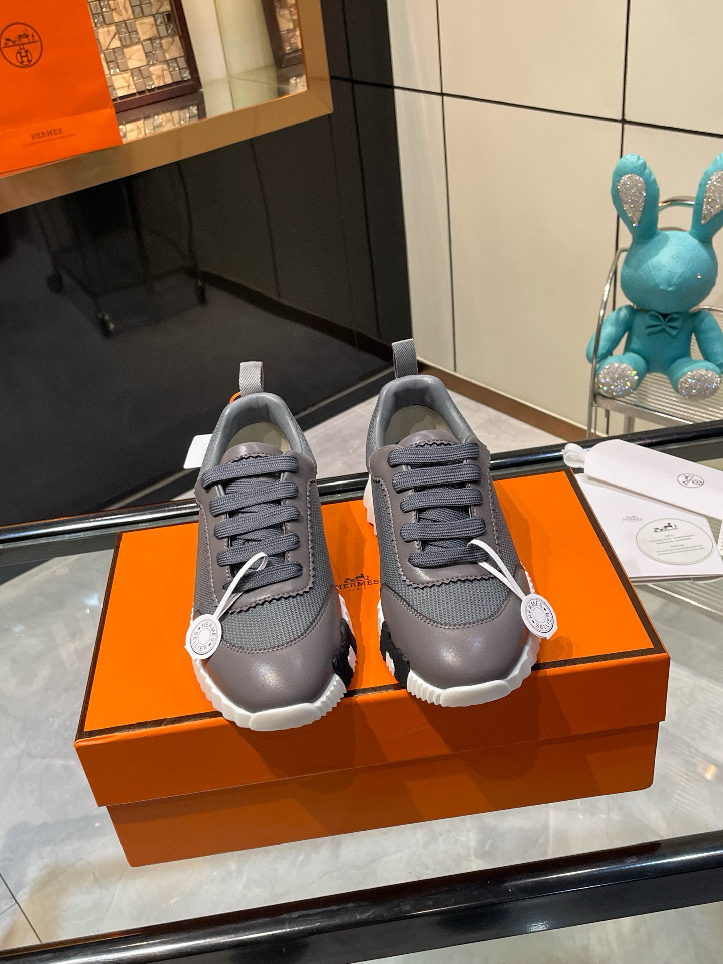 HERMES 에르메스 바운싱 핑크 스니커즈 6