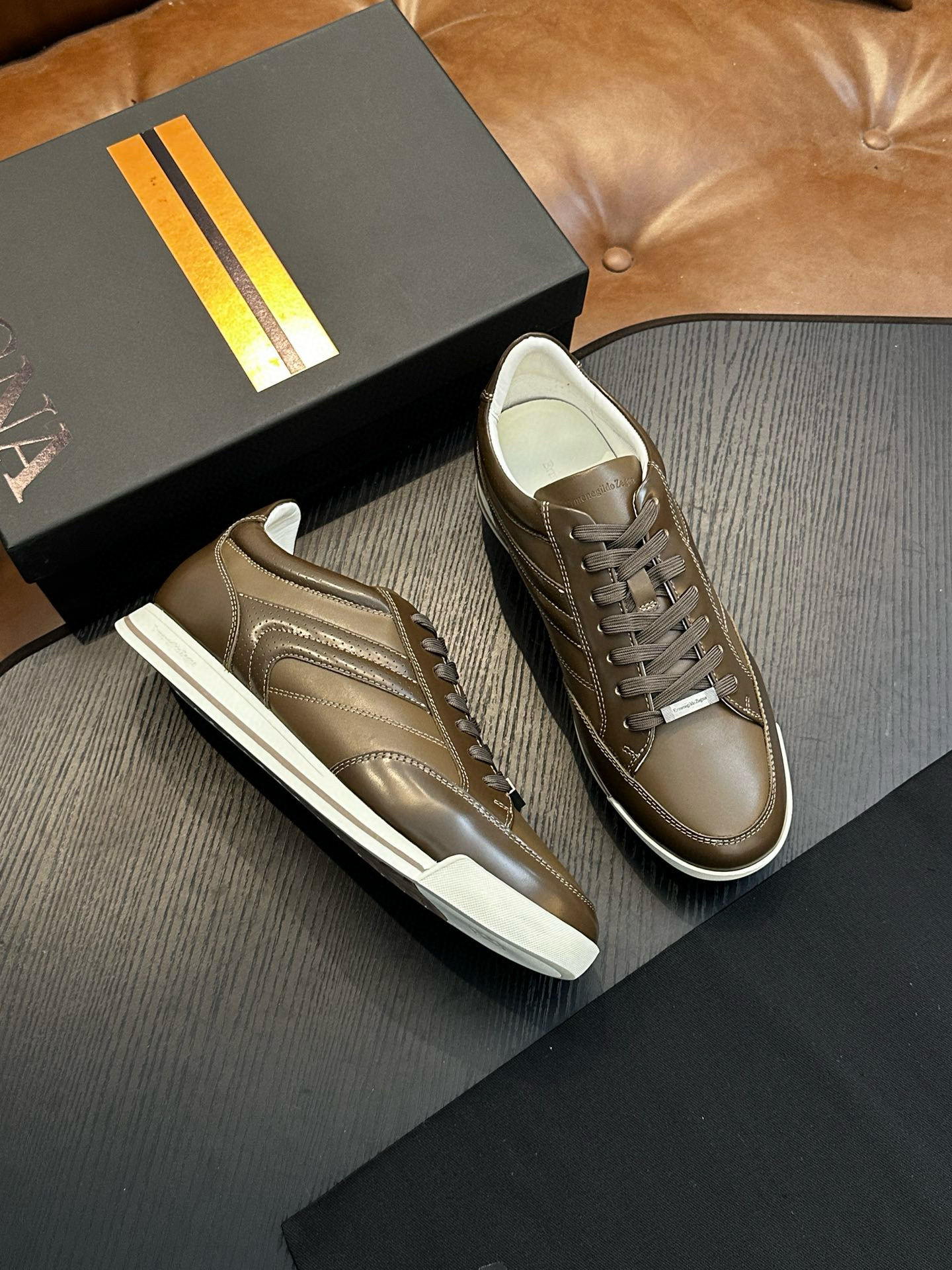 ZEGNA 제냐 남성 레더 스니커즈 4