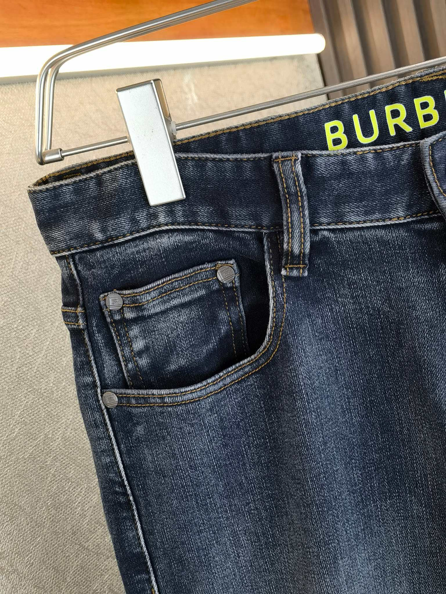 BURBERRY 버버리 남성 데님 진 6