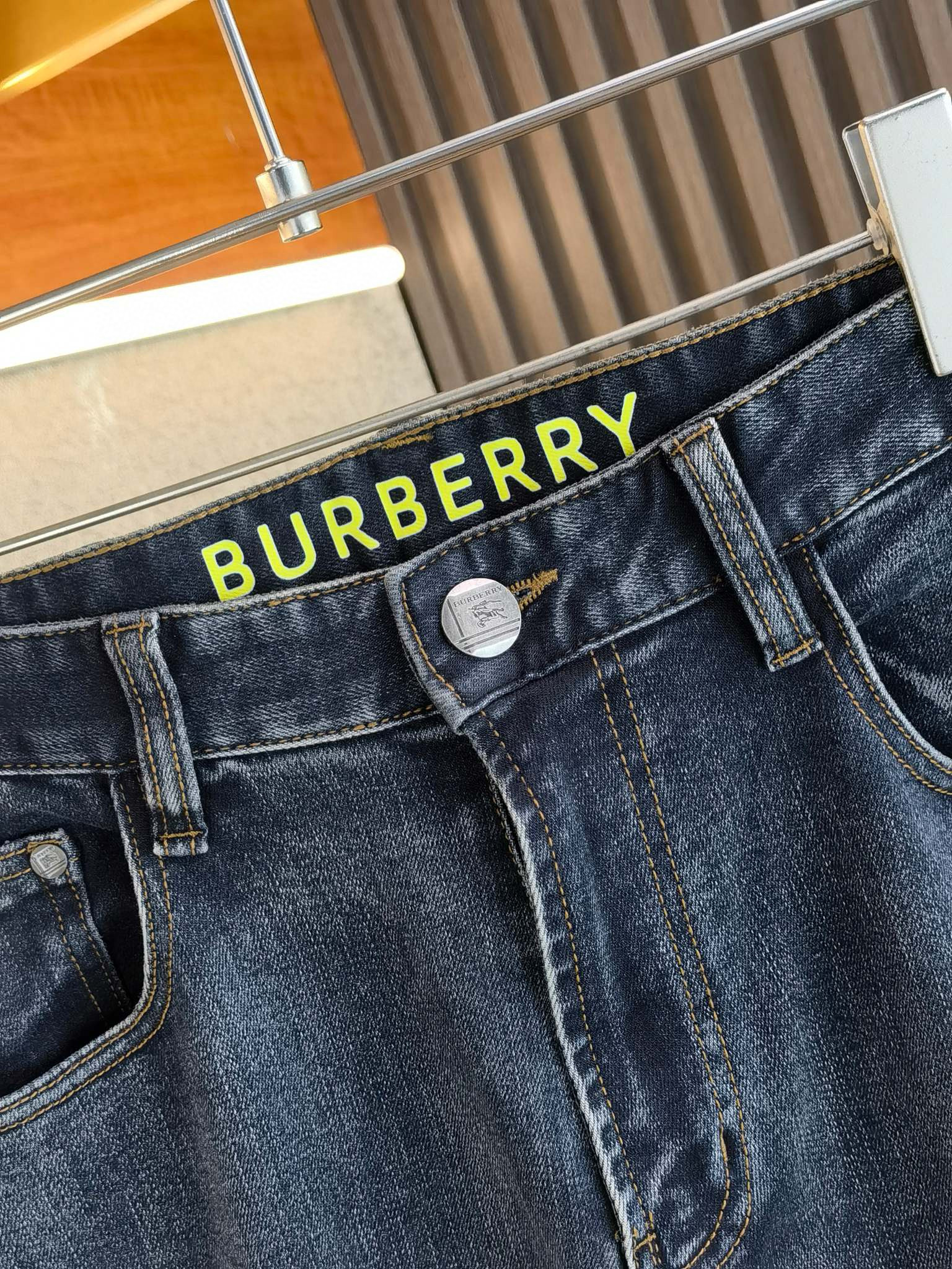 BURBERRY 버버리 남성 데님 진 7