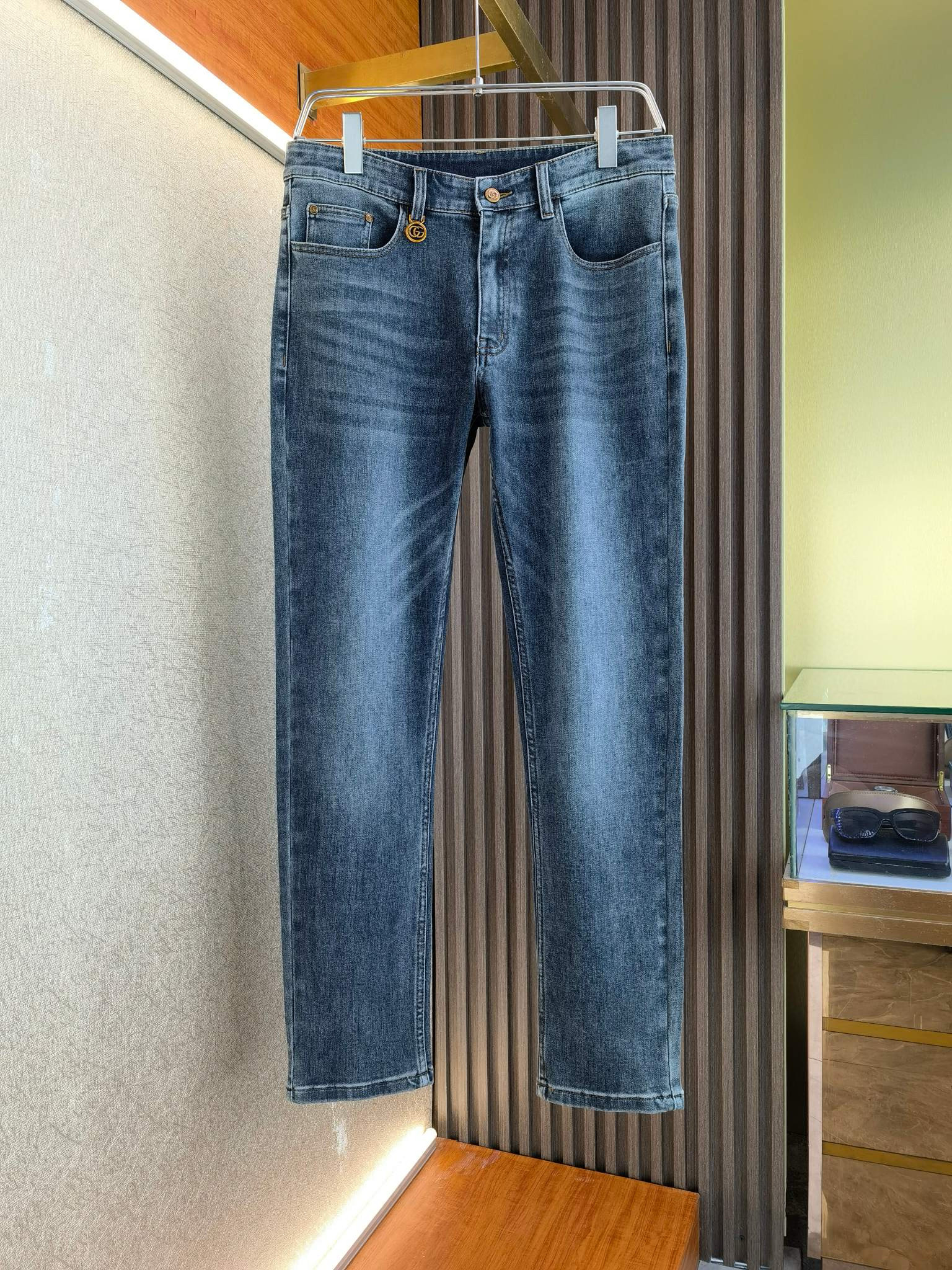 GUCCI 구찌 남성 데님 진 2