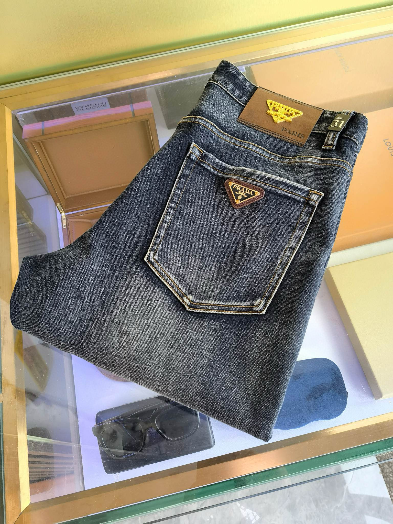 PRADA 프라다 남성 데님 진 1