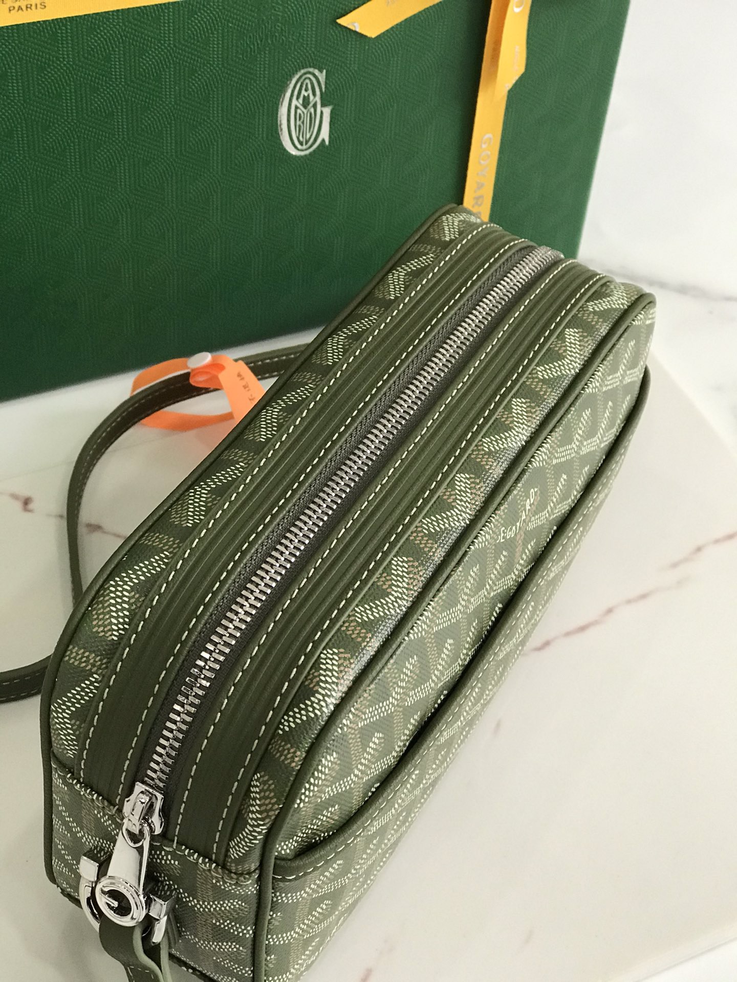 Goyard 고야드 캡베르 카키 카메라백 8