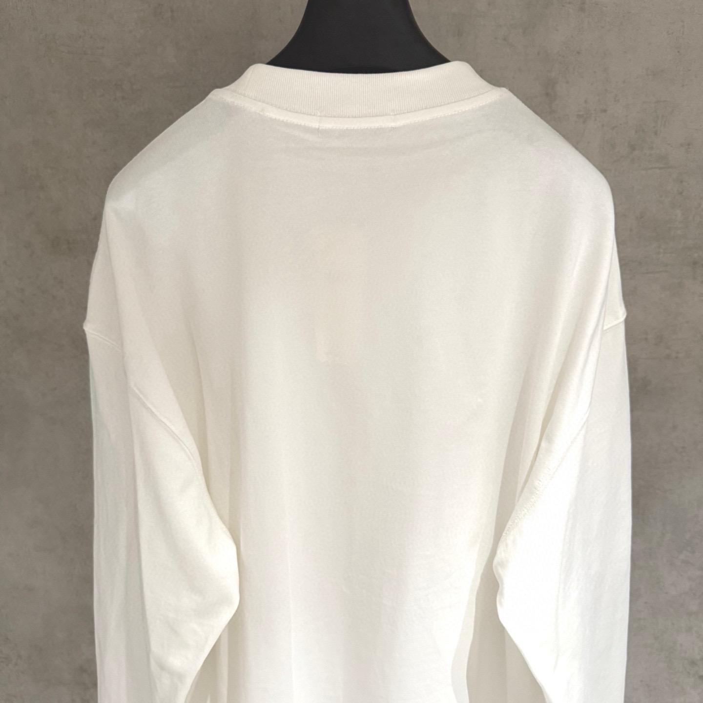 Alo FW2023 라운드넥 긴팔 티셔츠 4