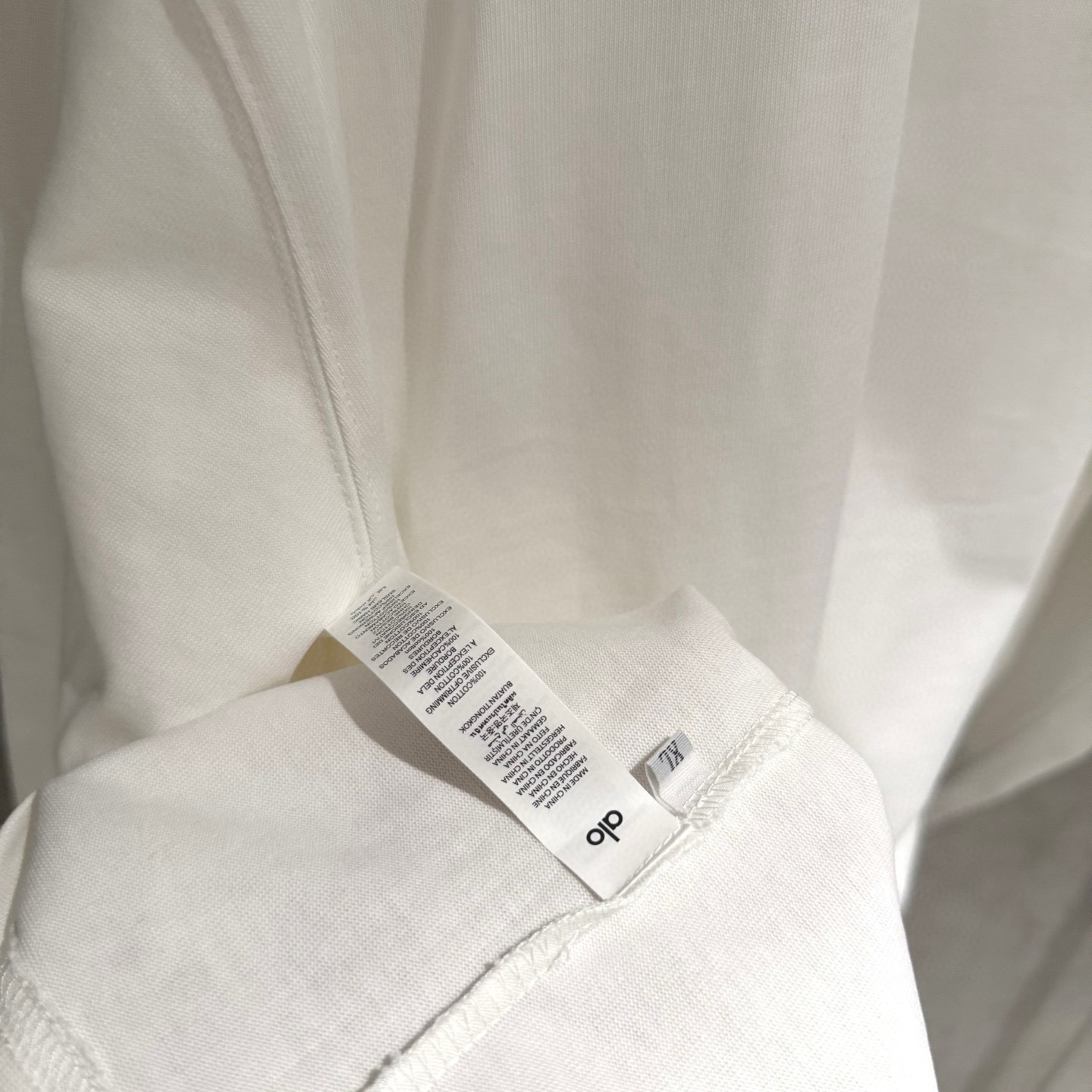 Alo FW2023 라운드넥 긴팔 티셔츠 7