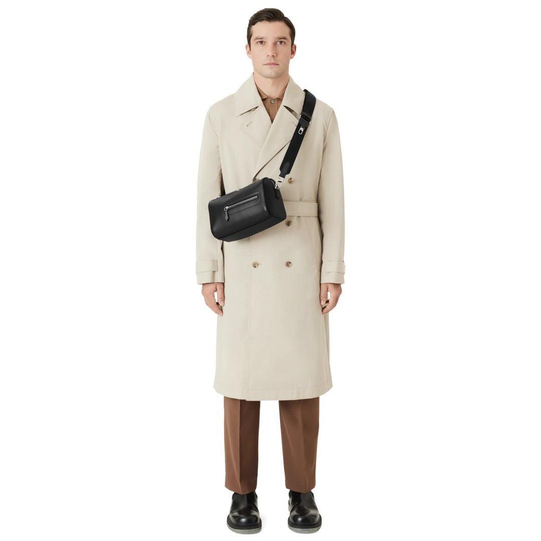 Montblanc 몽블랑 MB131797 크로스바디백 24cm 1