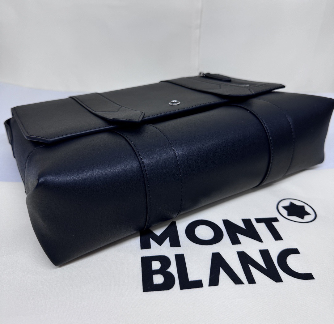 MontBlanc 몽블랑 소프트 레더 크로스바디백 29.5cm 13
