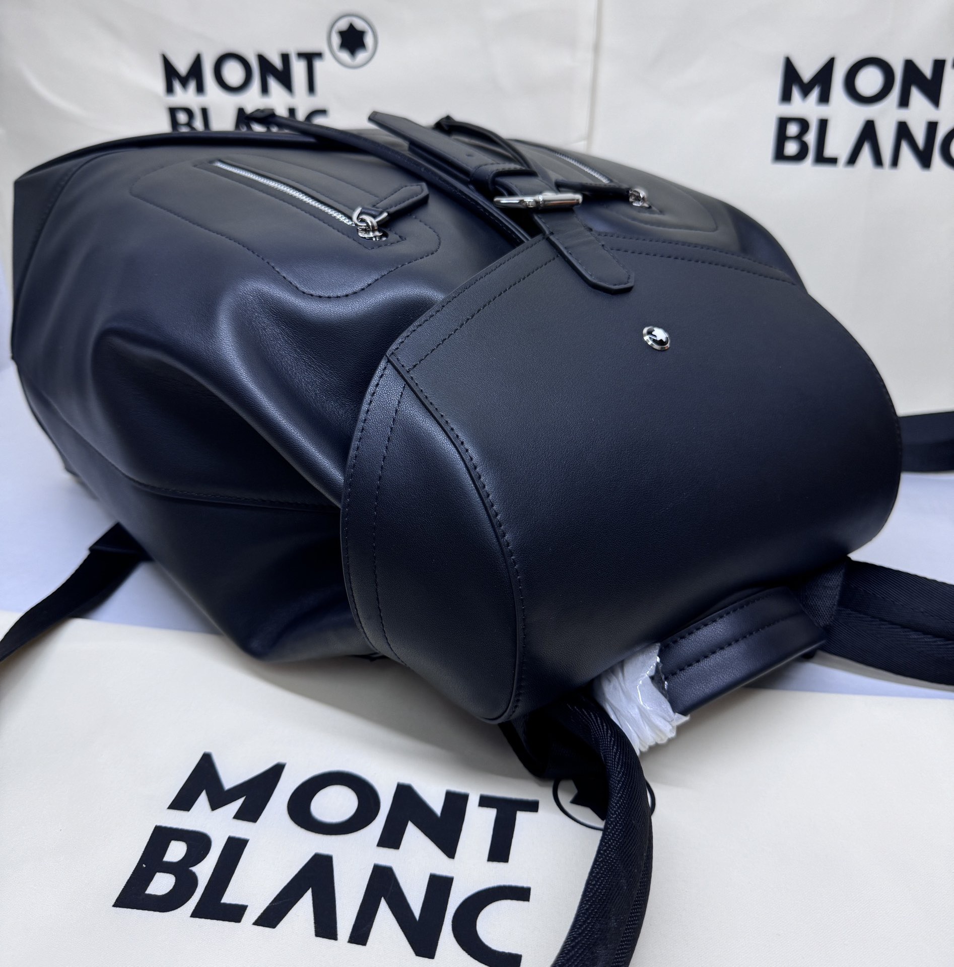 Montblanc 몽블랑 MB131210 백팩 32cm 18