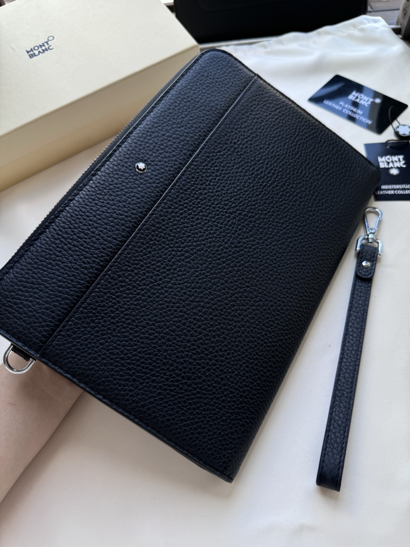 Montblanc 몽블랑 중형 클러치백 27cm 2