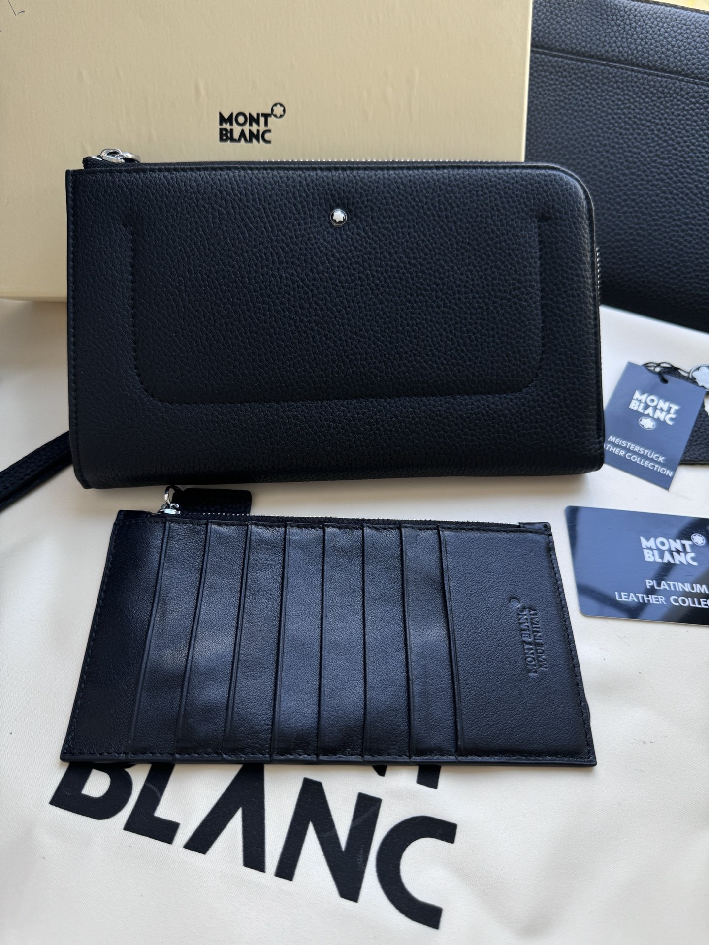 Montblanc 몽블랑 소프트 그레인 레더 클러치백 22.5cm 2