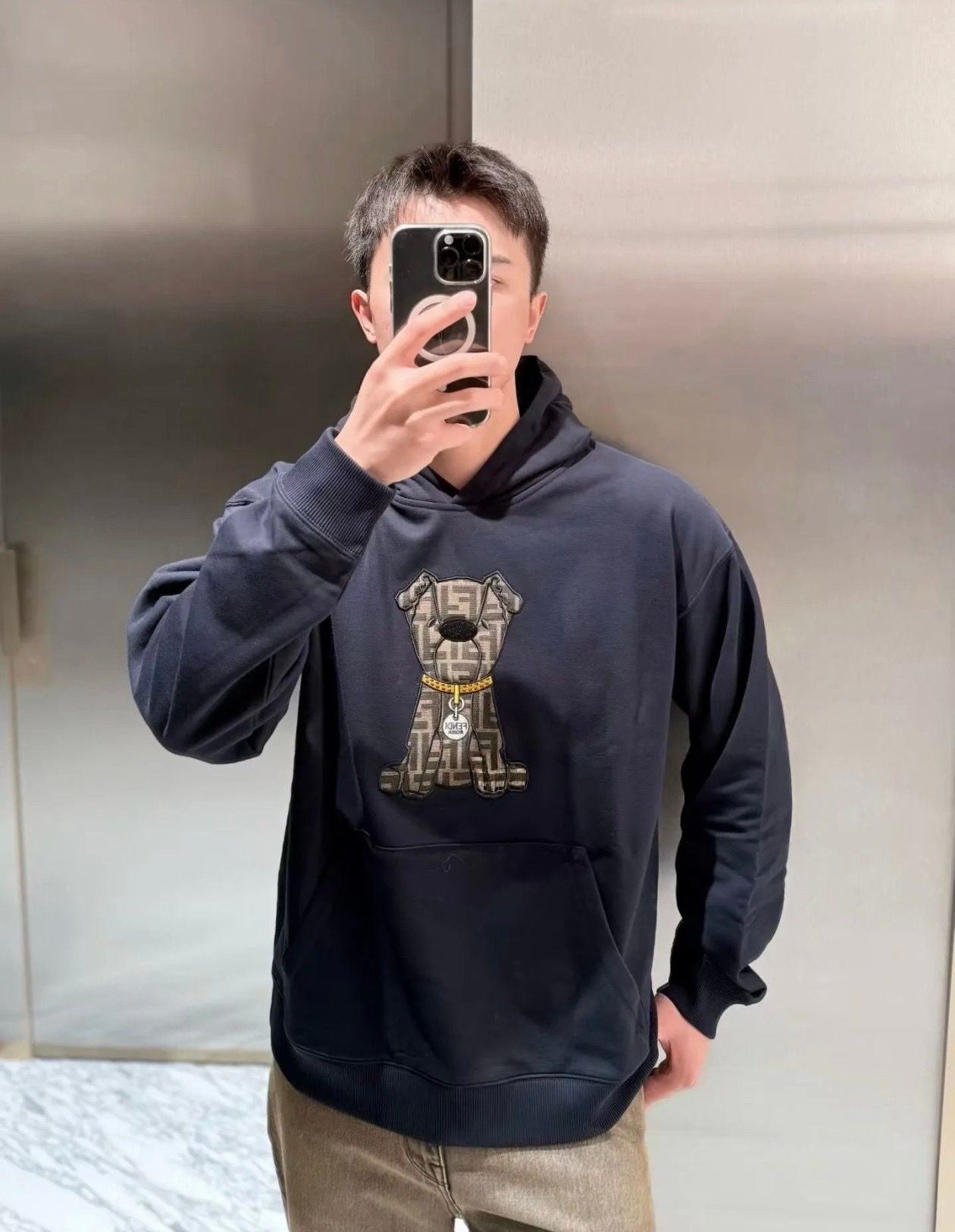 FENDI 펜디 FW2025 후드 패치워크 스웨트셔츠 3