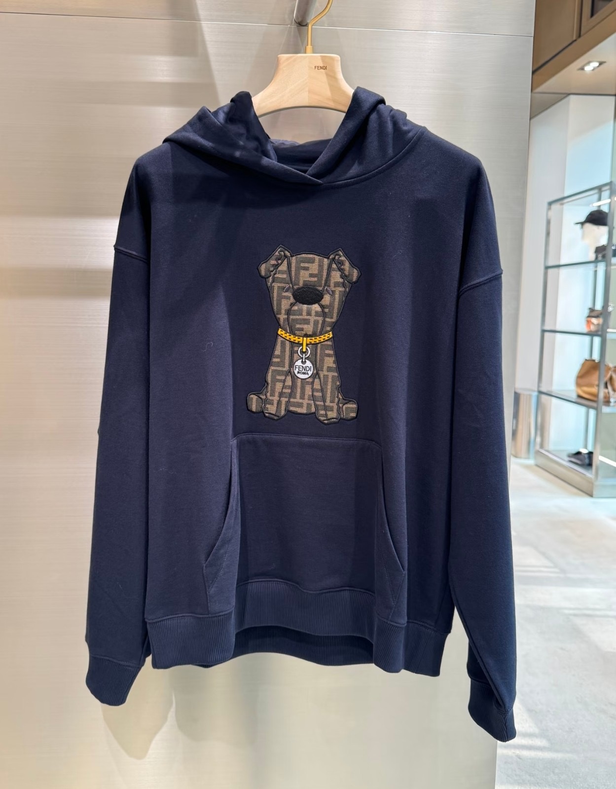 FENDI 펜디 FW2025 후드 패치워크 스웨트셔츠 4