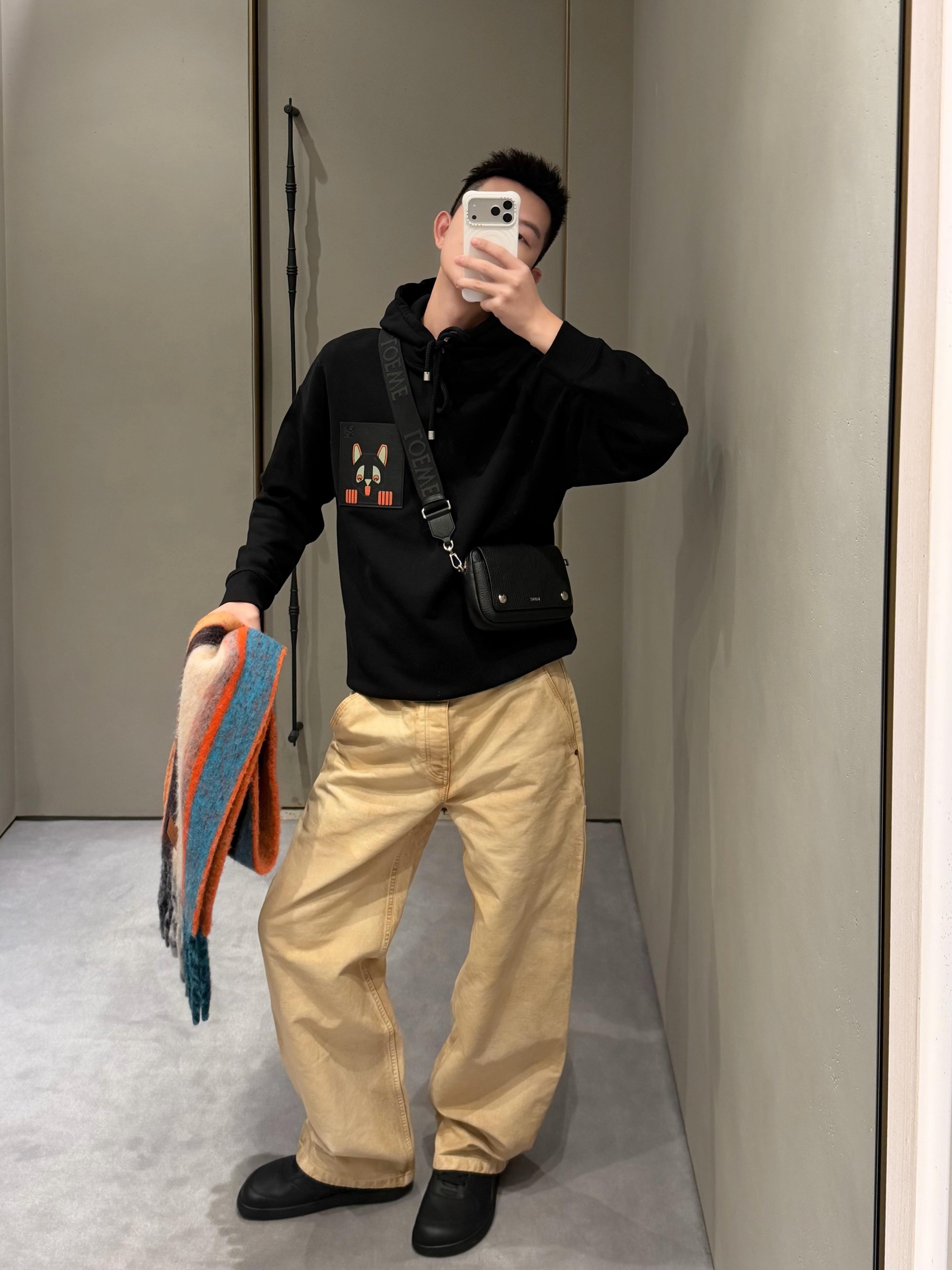 FENDI 펜디 FW2025 강아지 패치 후디 2