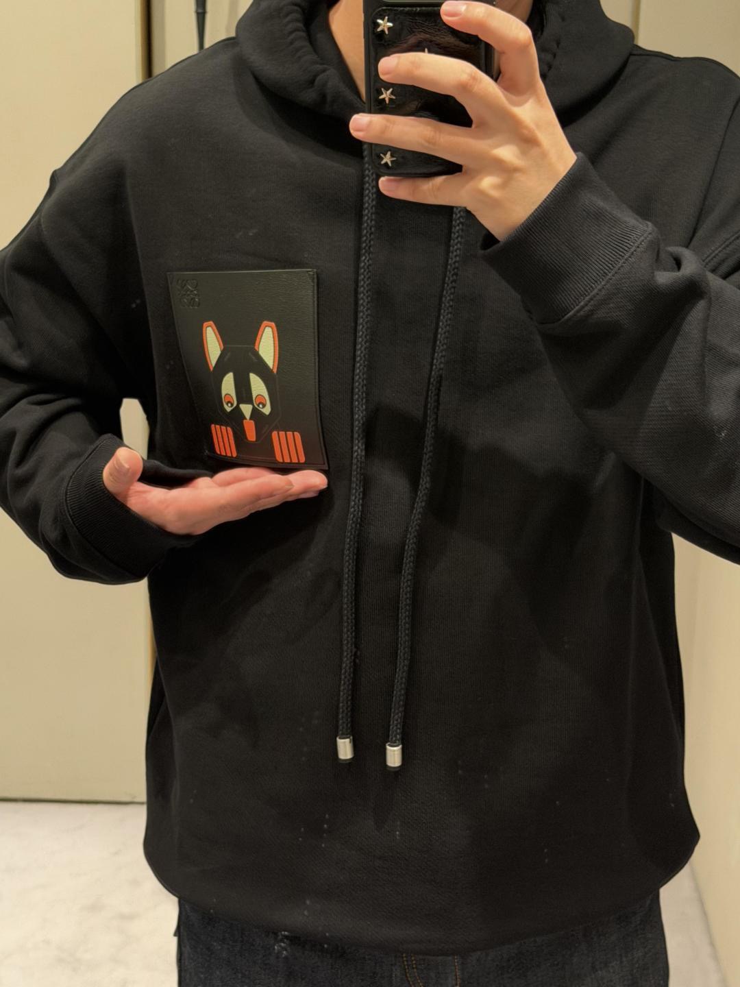 FENDI 펜디 FW2025 강아지 패치 후디 4