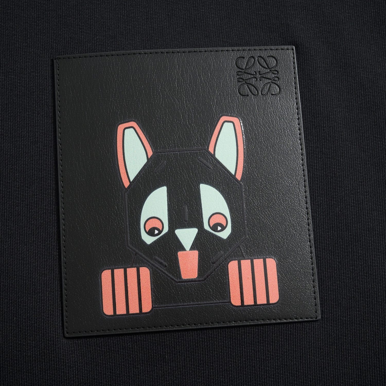 FENDI 펜디 FW2025 강아지 패치 후디 9