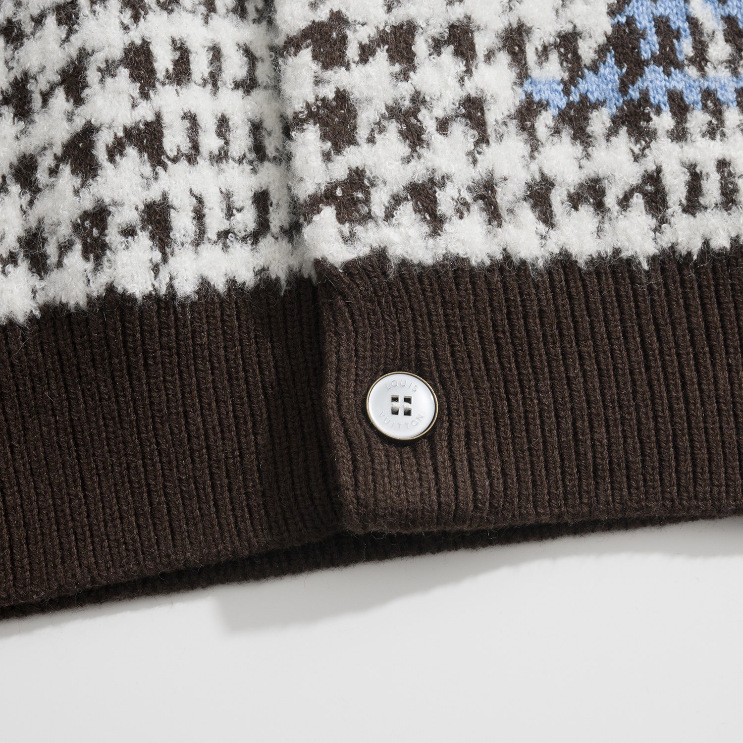 LOUIS VUITTON 루이비통 FW2023 체크 패턴 램스울 카디건 9