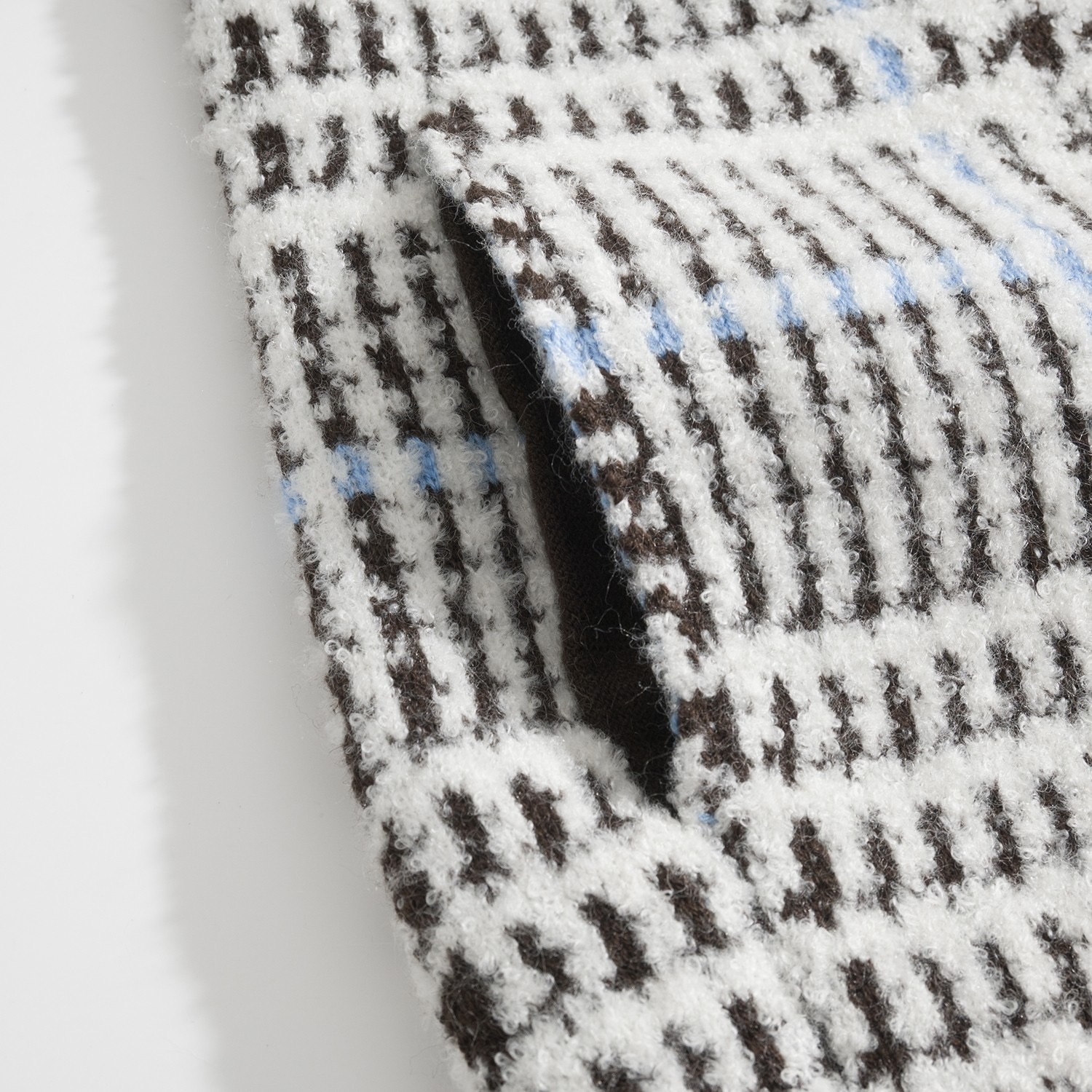 LOUIS VUITTON 루이비통 FW2023 체크 패턴 램스울 카디건 11