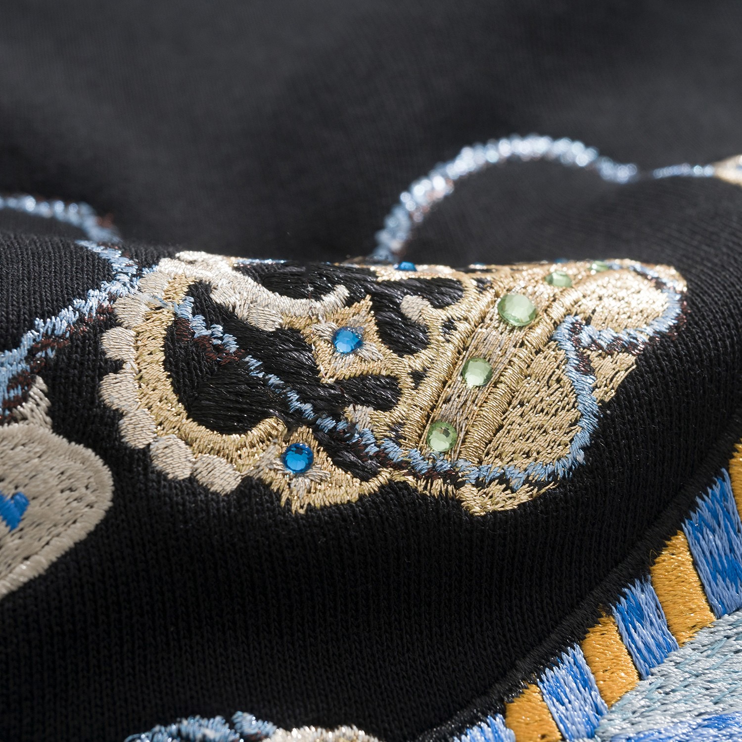 LOUIS VUITTON 루이비통 FW2024 자수 라운드 스웨트셔츠 12