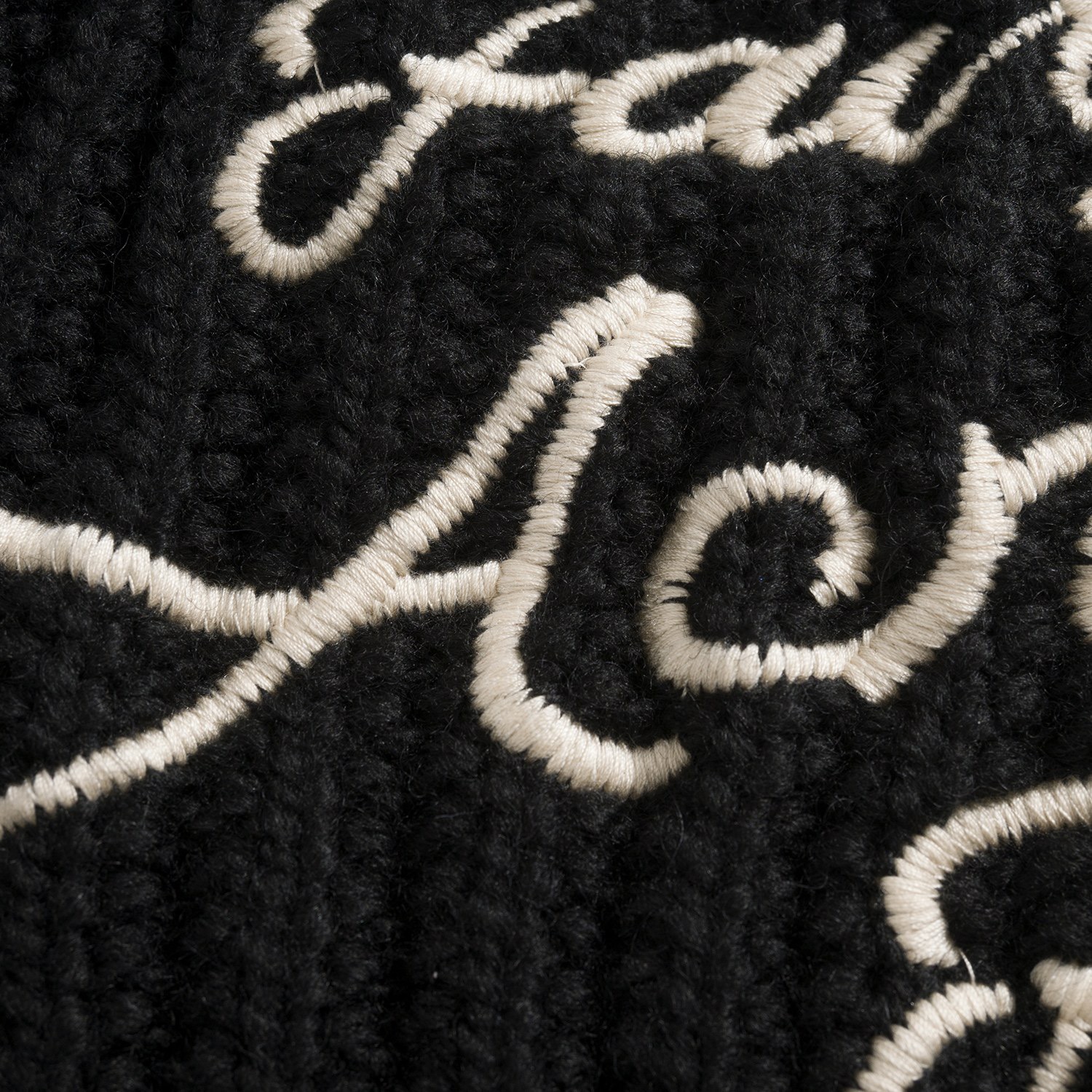 Acne Studios 스튜디오 FW2024 자수 디테일 니트 재킷 15