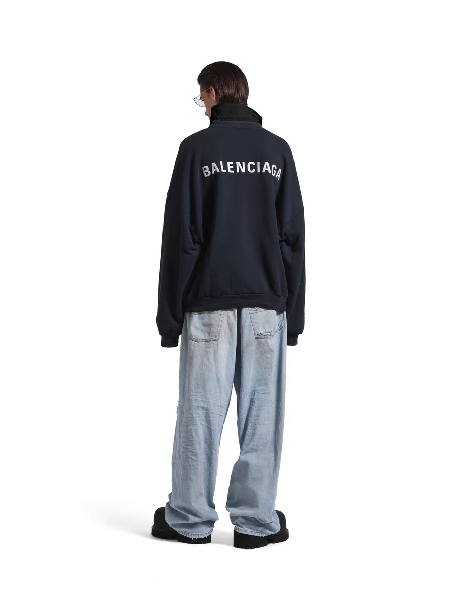 BALENCIAGA 발렌시아가 FW2023 자수 디테일 스웨트셔츠 2