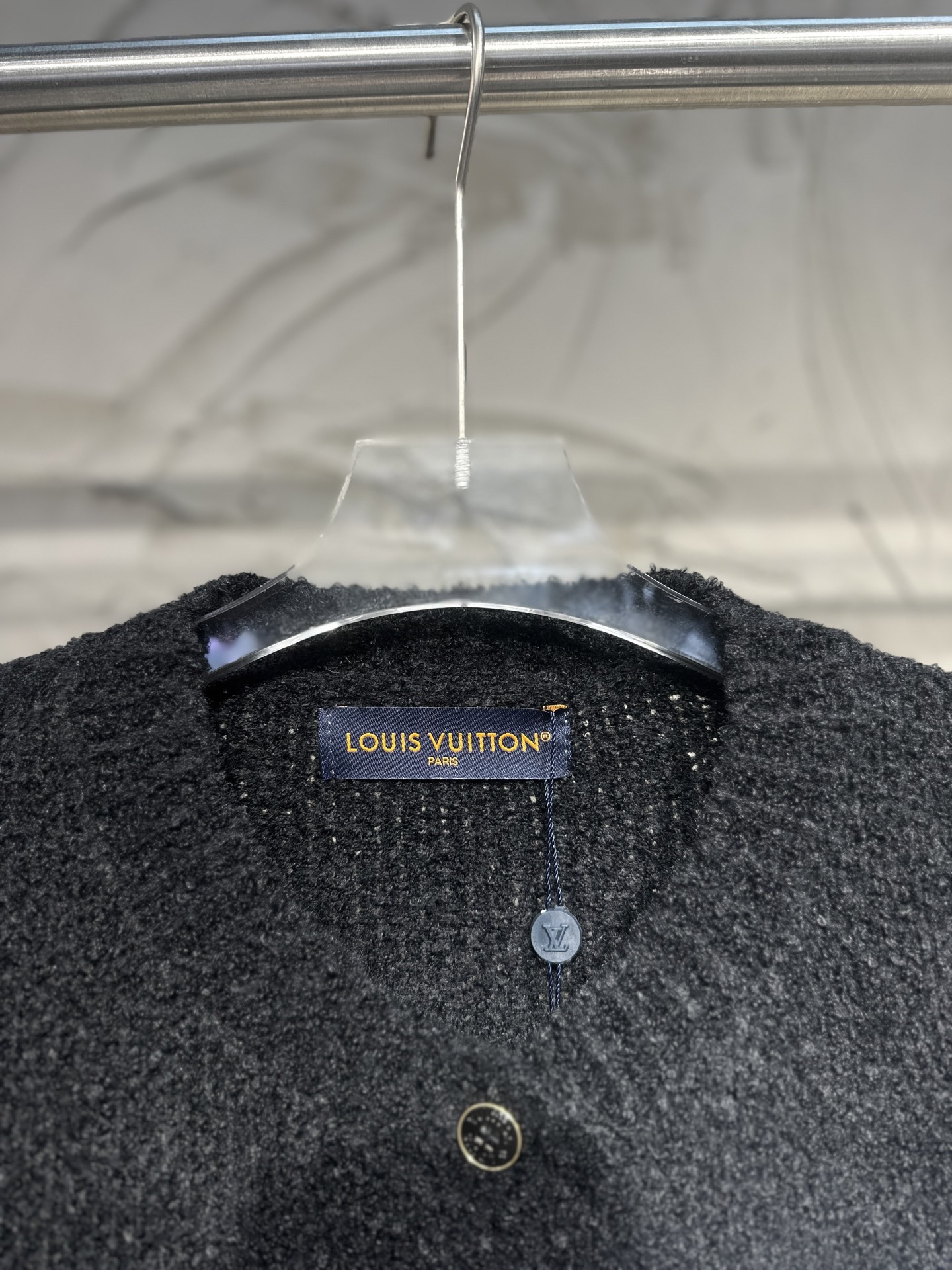 LOUIS VUITTON 루이비통 FW2025 라운드넥 니트 가디건 11