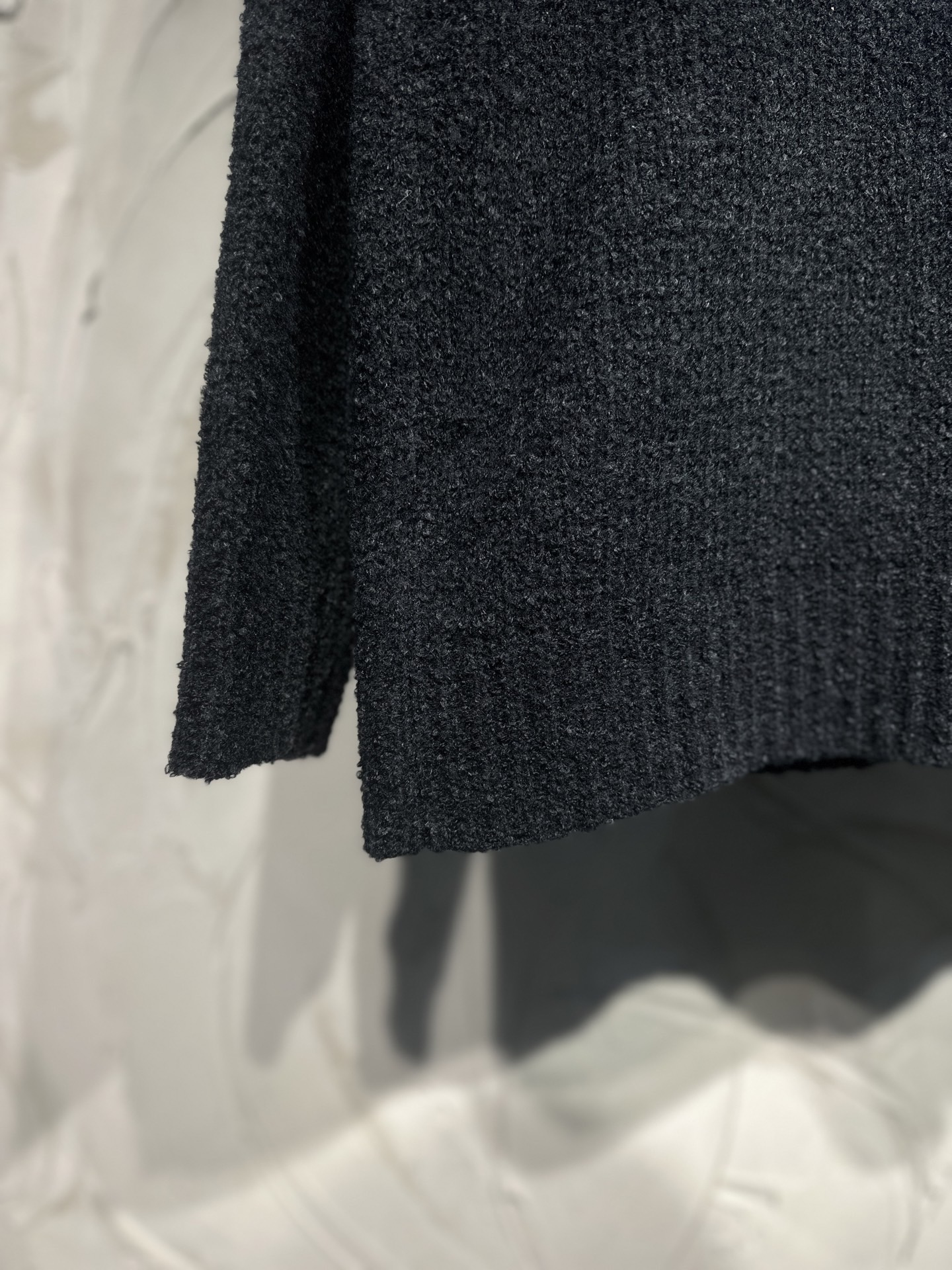 LOUIS VUITTON 루이비통 FW2025 라운드넥 니트 가디건 21