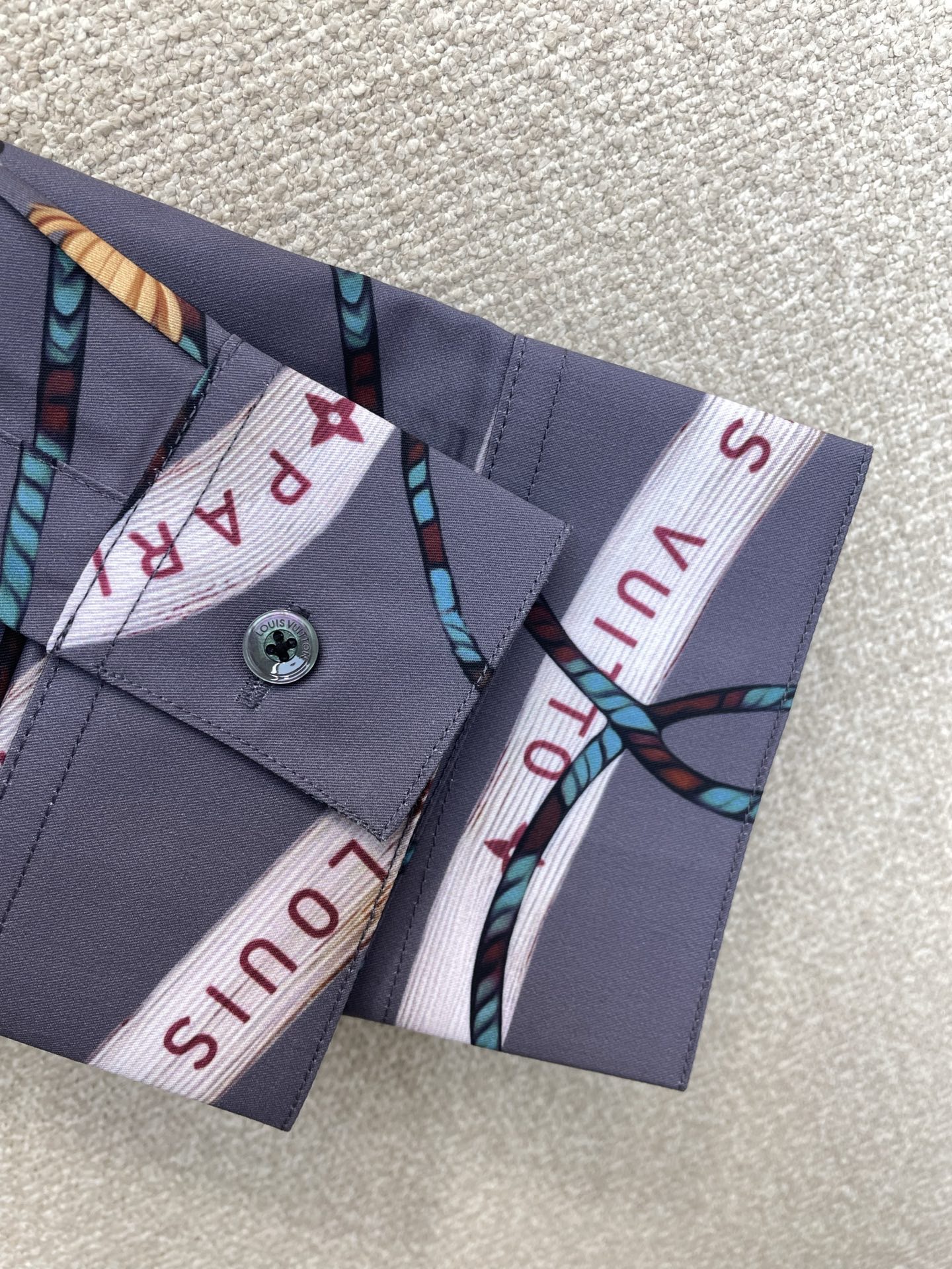 LOUIS VUITTON 루이비통 FW2024 프린트 셔츠 8