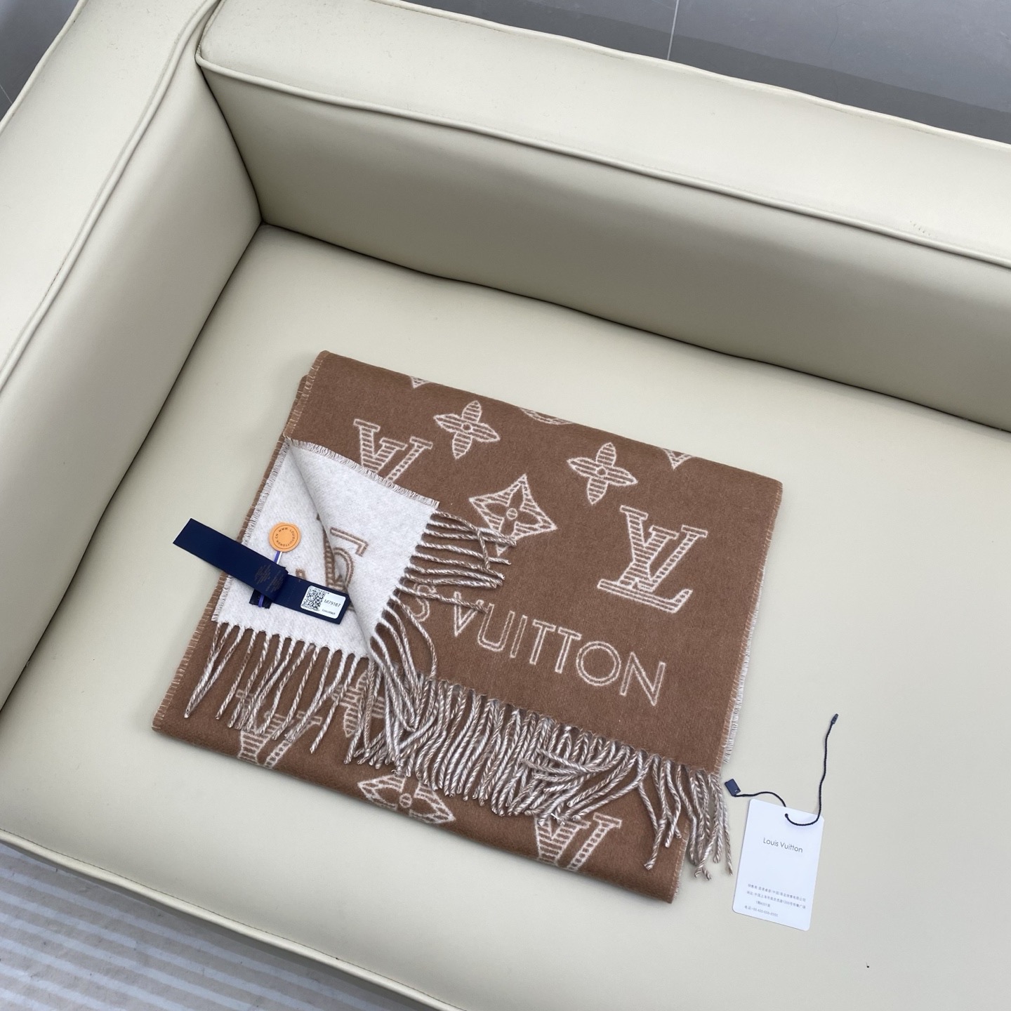 LOUIS VUITTON 루이비통 모노그램 머플러 베이 1