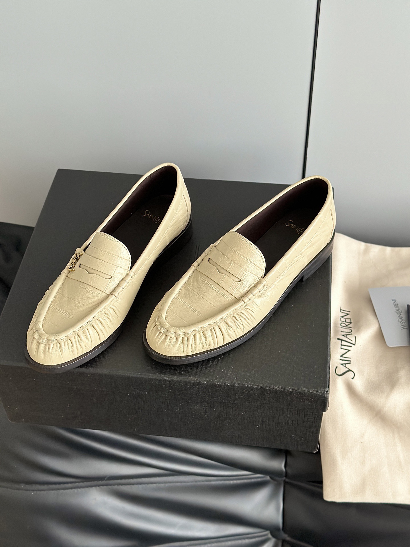 SAINT LAURENT 생로랑 YSL LE 로퍼 5