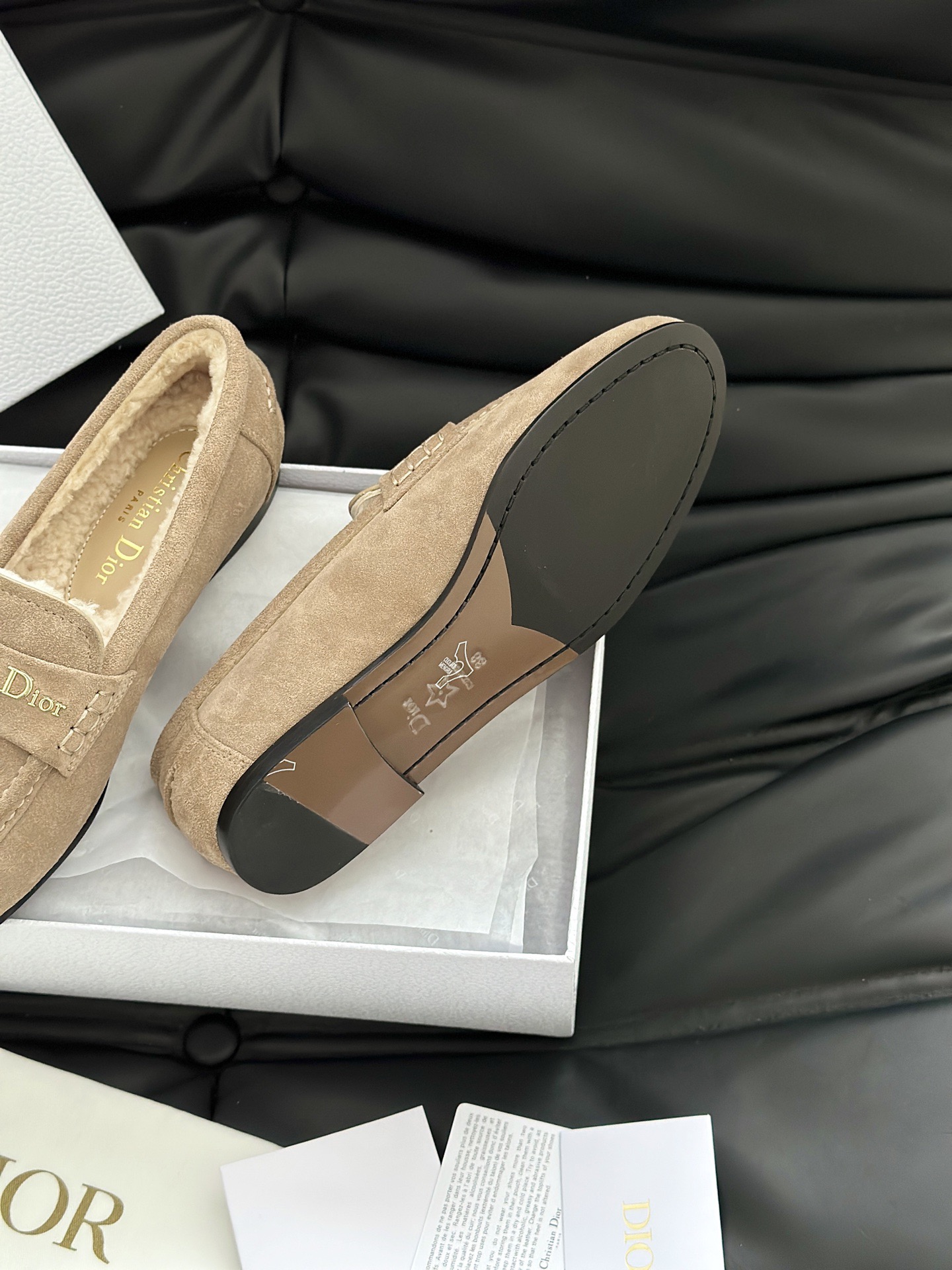 DIOR 디올 알프스 디올 보이 양털 로퍼 10