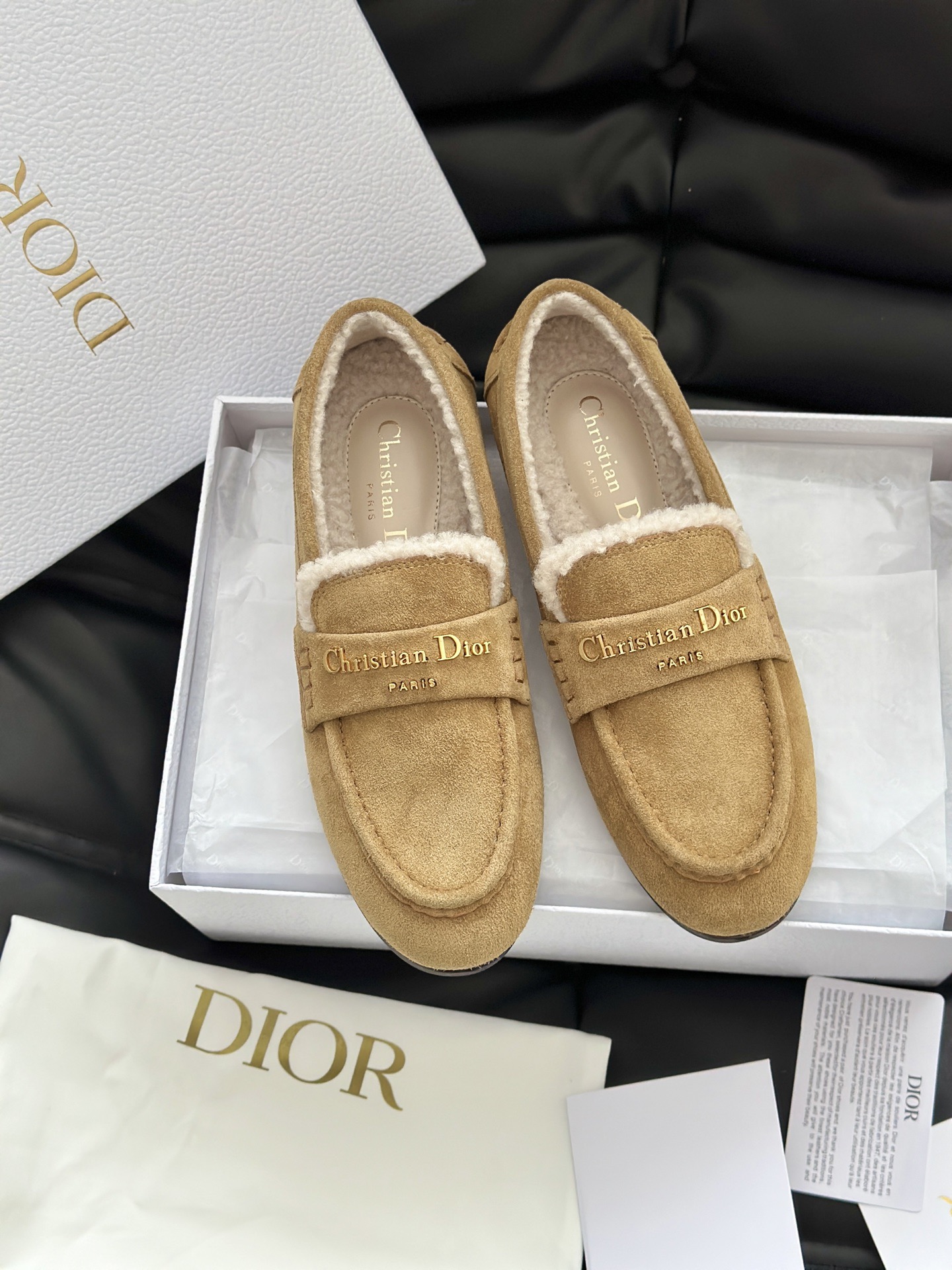 DIOR 디올 알프스 디올 보이 양털 로퍼 12
