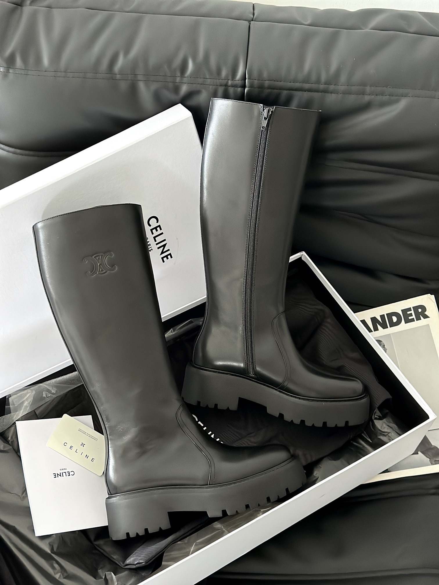 CELINE 셀린느 클래식 롱 부츠 블랙 10