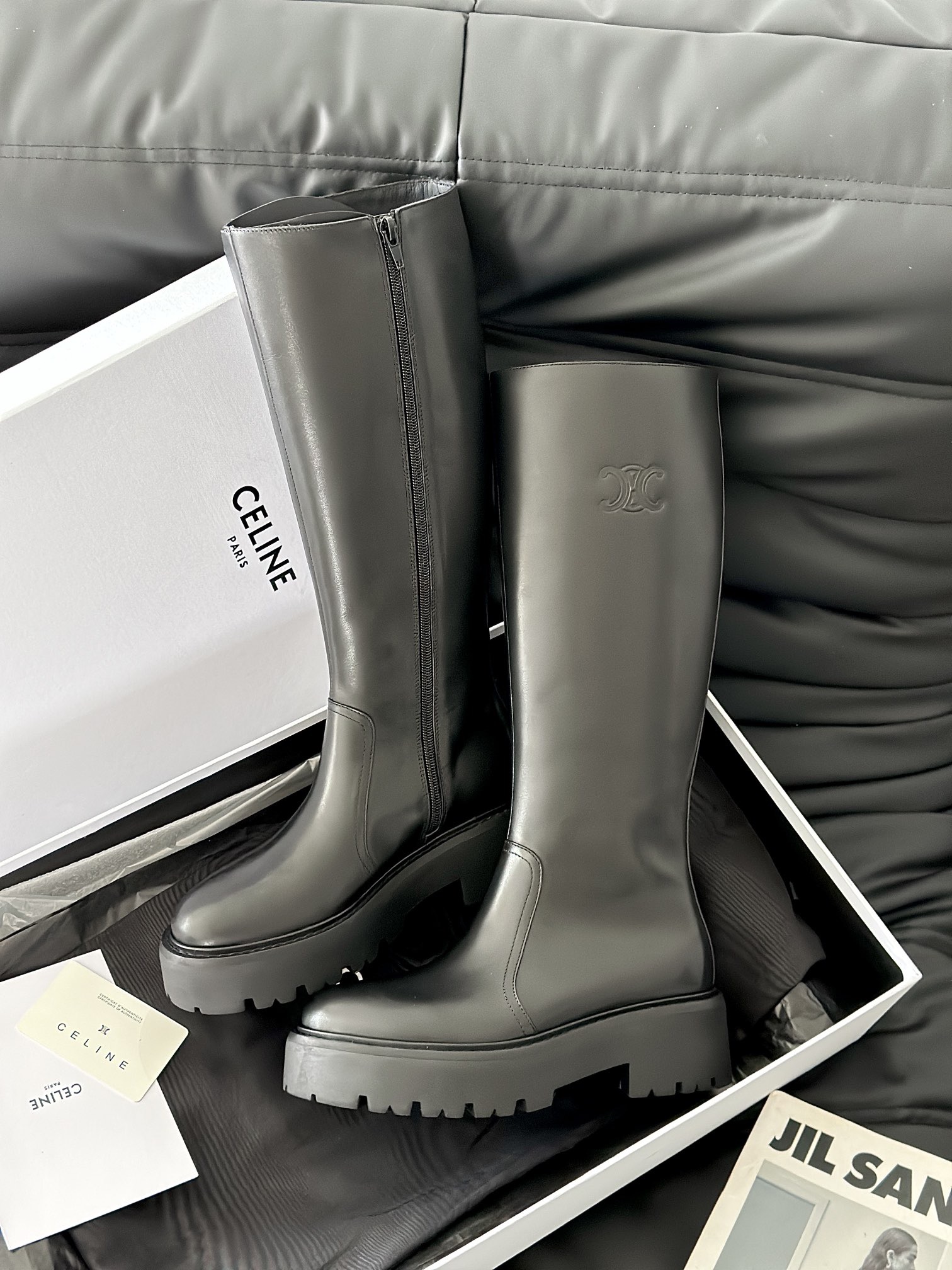 CELINE 셀린느 클래식 롱 부츠 블랙 12