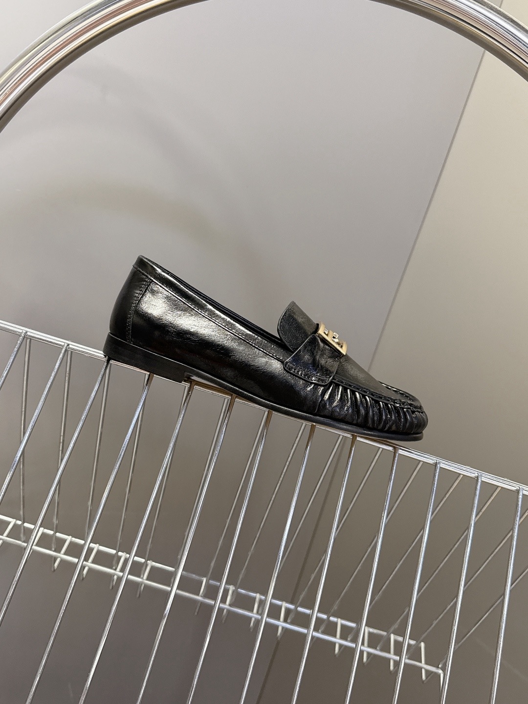 FENDI 펜디 FF 로고 로퍼 블랙 8