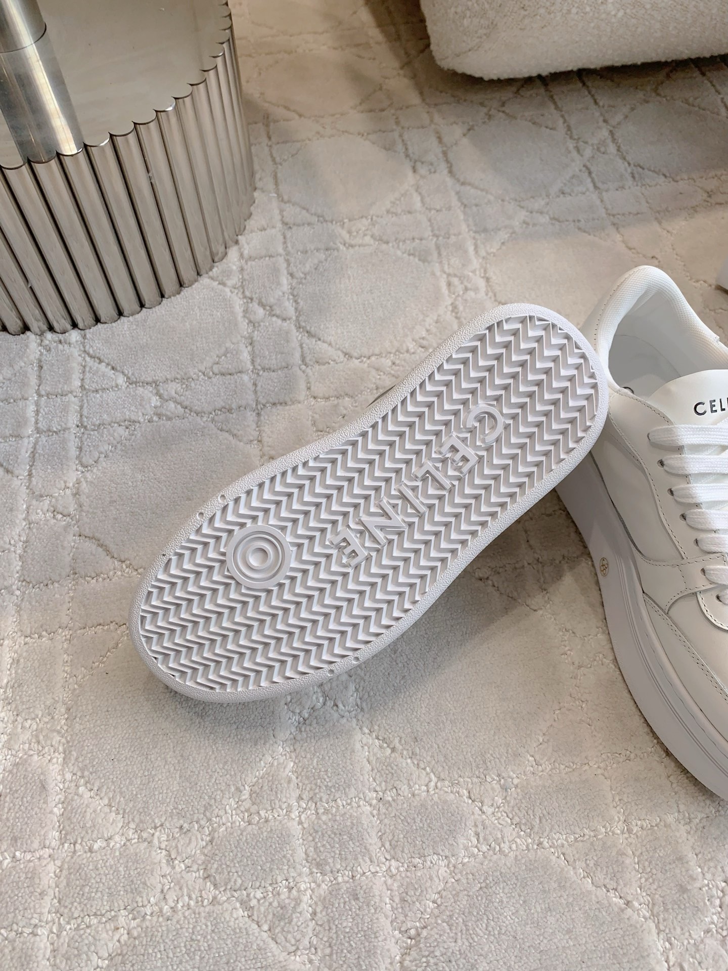 CELINE 셀린느 키높이 스니커즈 화이트 9