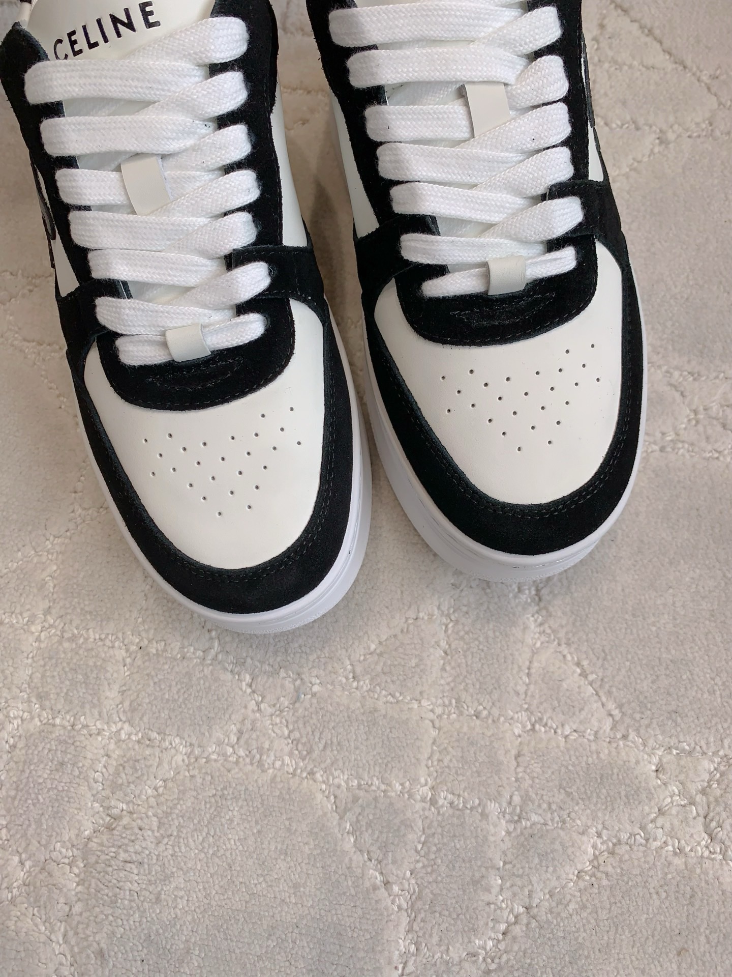 CELINE 셀린느 키높이 스니커즈 화이트 7