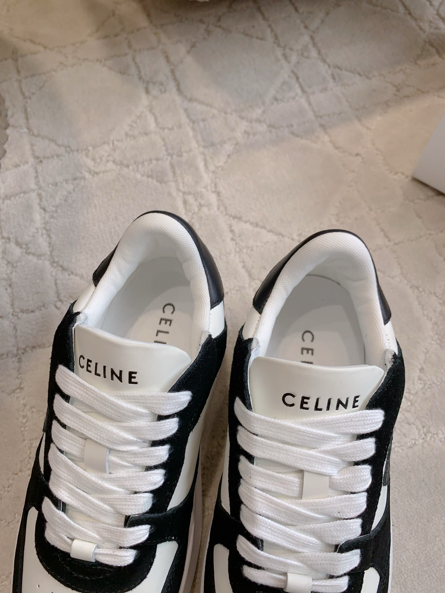 CELINE 셀린느 키높이 스니커즈 화이트 8