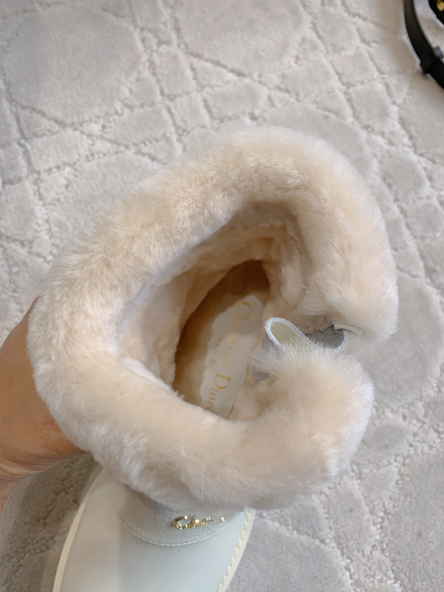 DIOR 디올 양털 부츠 아이보리 12