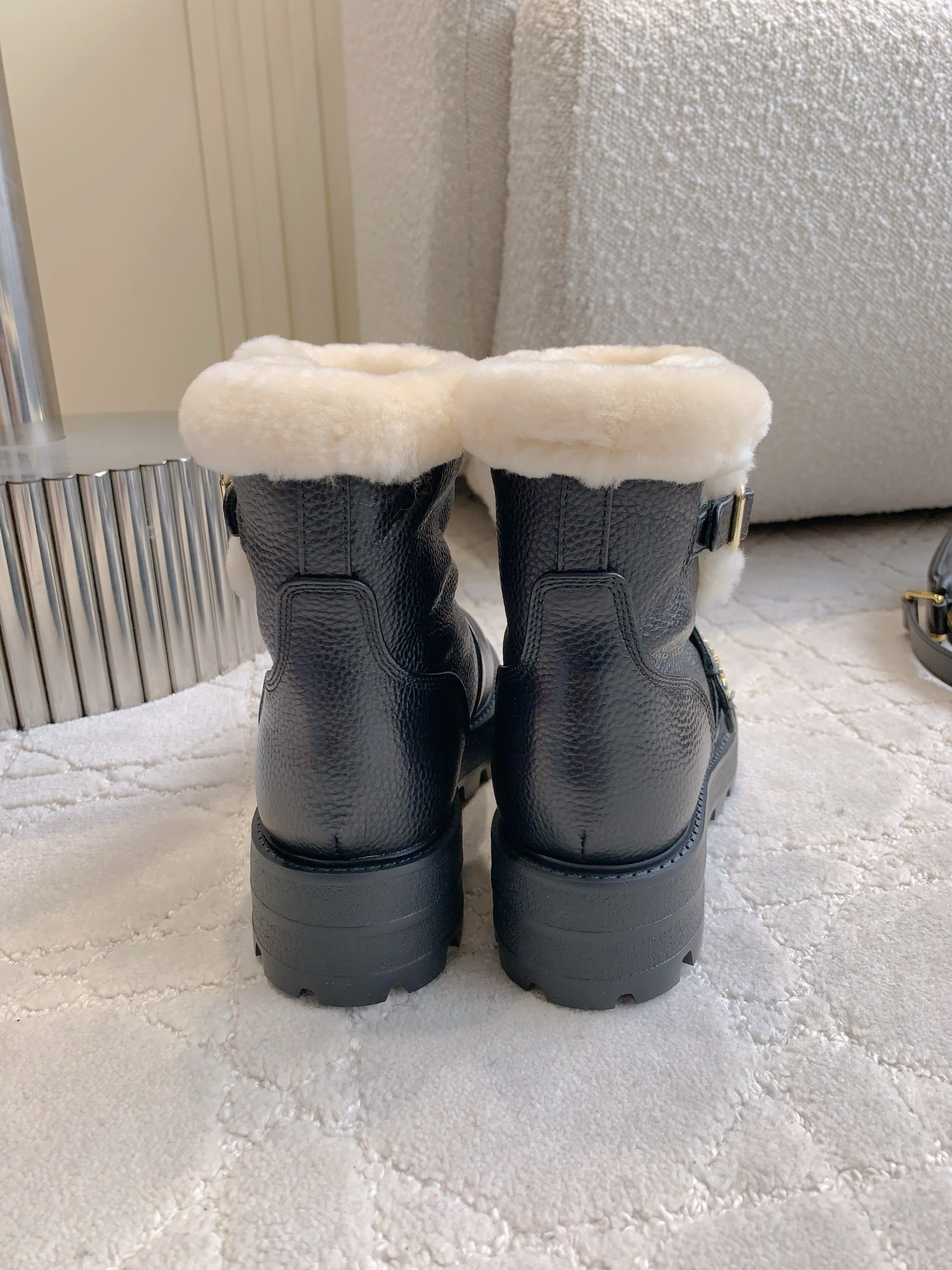 DIOR 디올 양털 부츠 아이보리 6