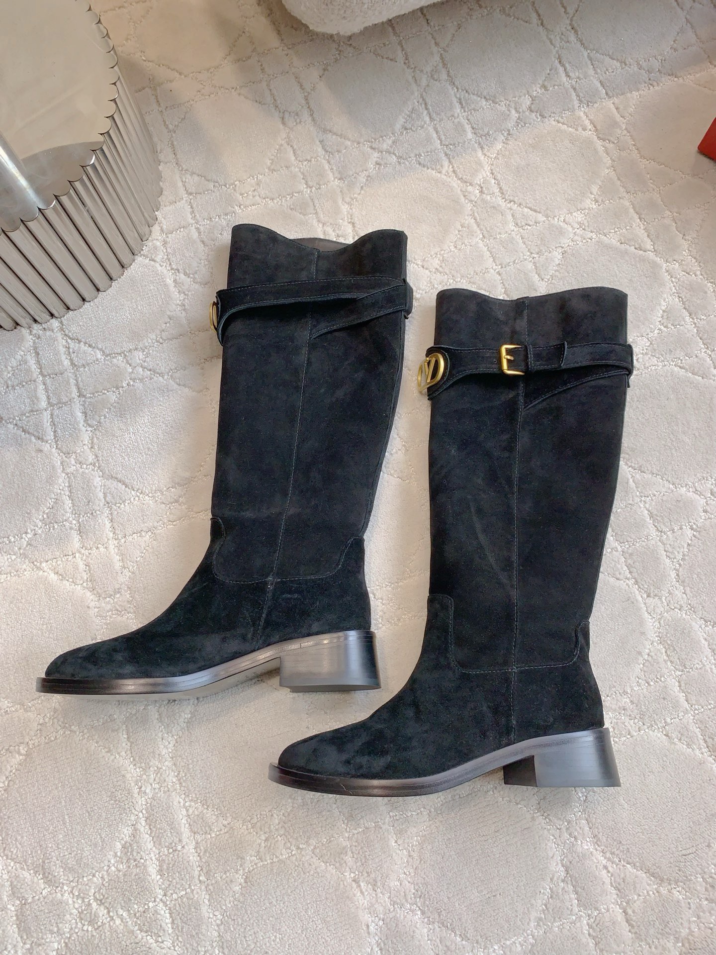 VALENTINO 발렌티노 V 로고 부츠 블랙 4