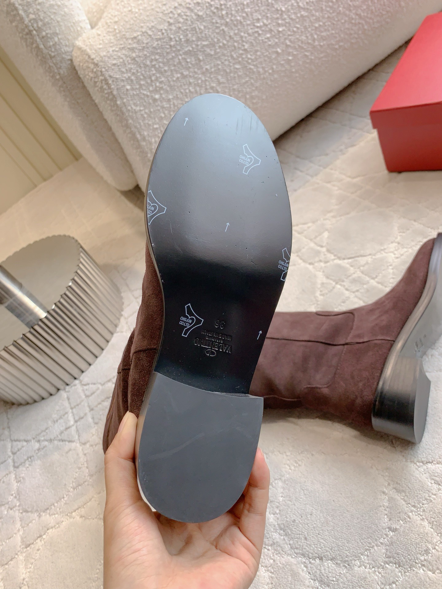 VALENTINO 발렌티노 V 로고 부츠 블랙 5