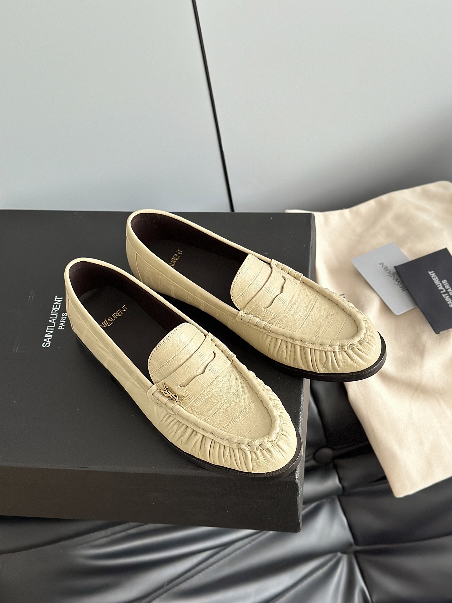 SAINT LAURENT 생로랑 YSL LE 로퍼 4