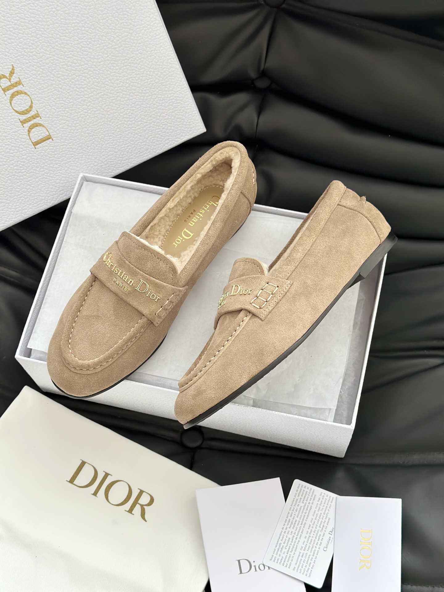 DIOR 디올 알프스 디올 보이 양털 로퍼 9