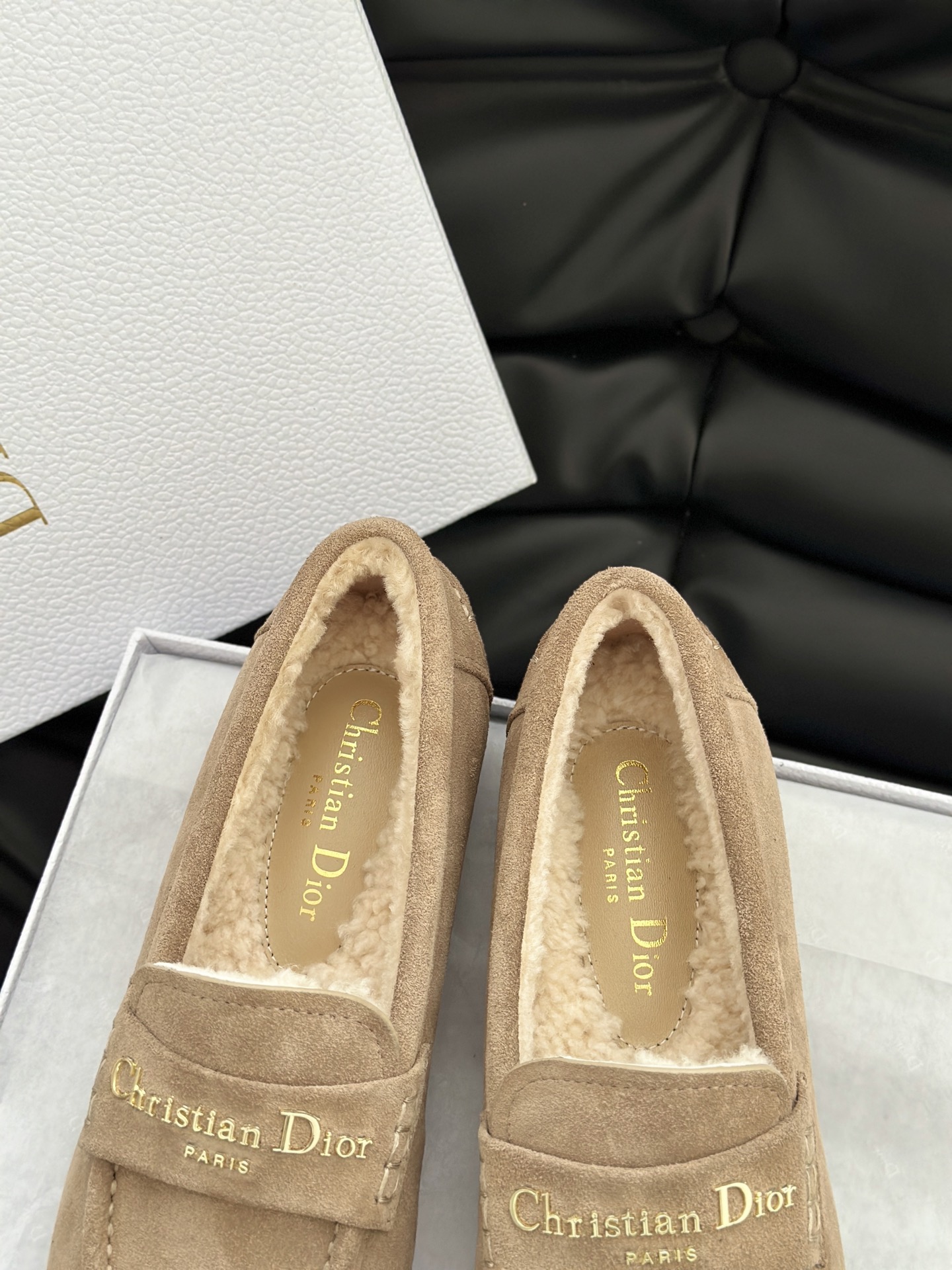 DIOR 디올 알프스 디올 보이 양털 로퍼 12