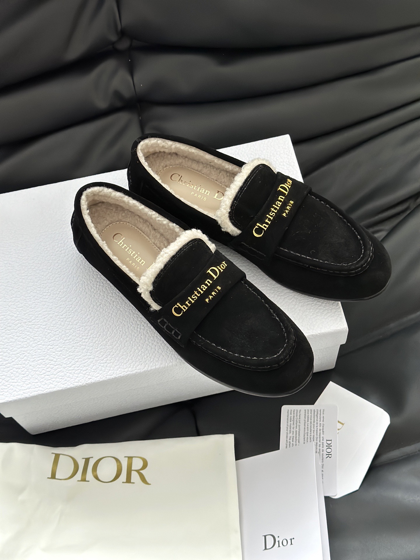 DIOR 디올 알프스 디올 보이 양털 로퍼 5